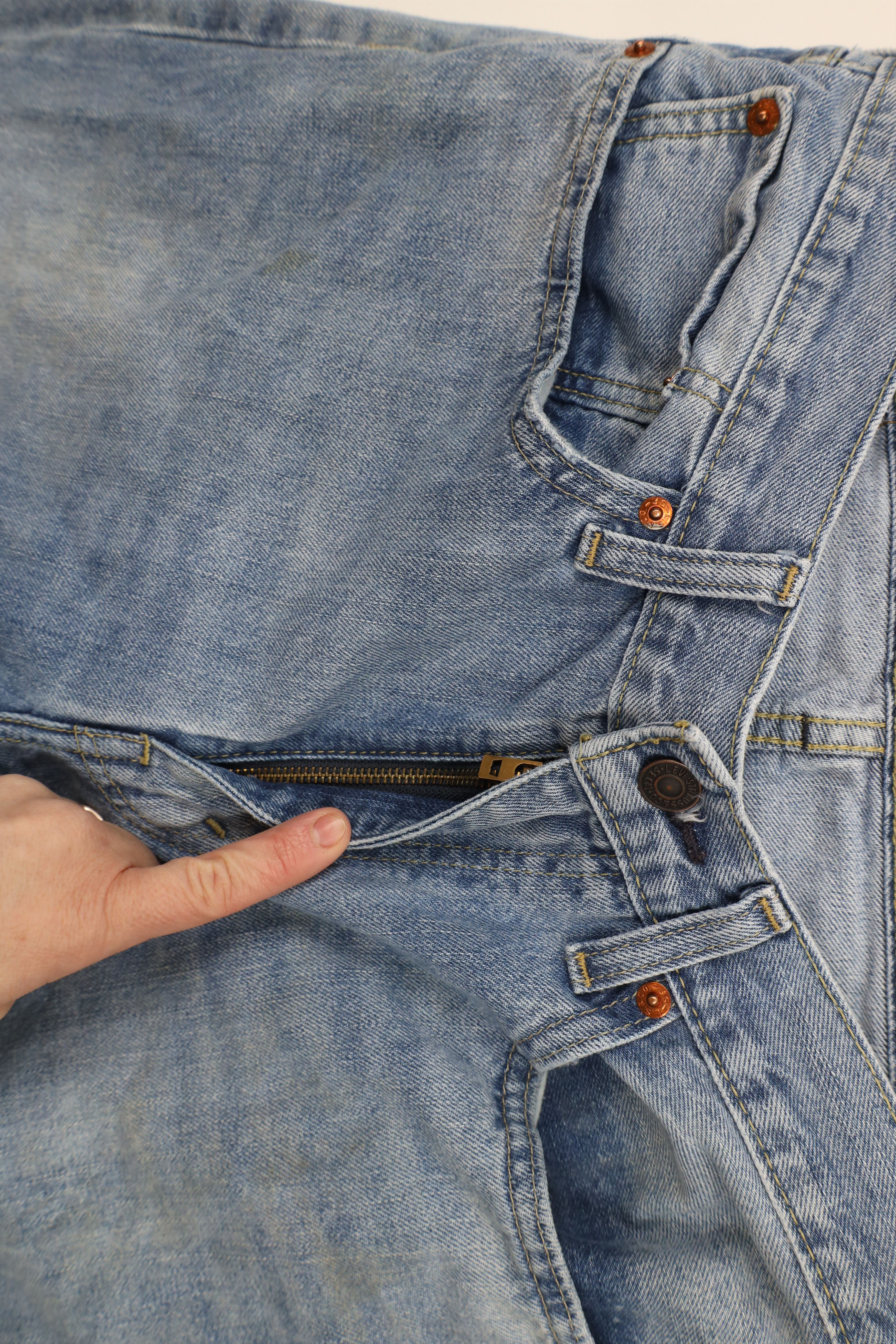 Levi's × Vintage Vintage Y2K Levis 505 Regular Fit Denim Jeans Blue Cotton Size US 34 / EU 50 - 7 Thumbnail