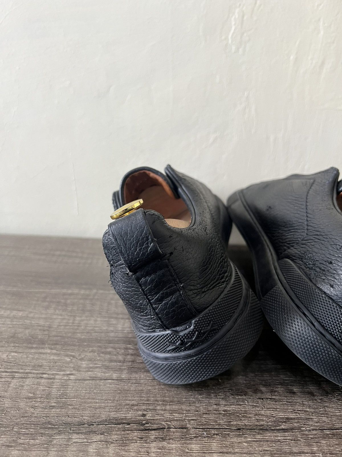 Ermenegildo Zegna ZEGNA TRIPLE STITCH BLACKOUT LOW-TOP SNEAKERS Size US 7.5 / EU 40-41 - 12 Thumbnail