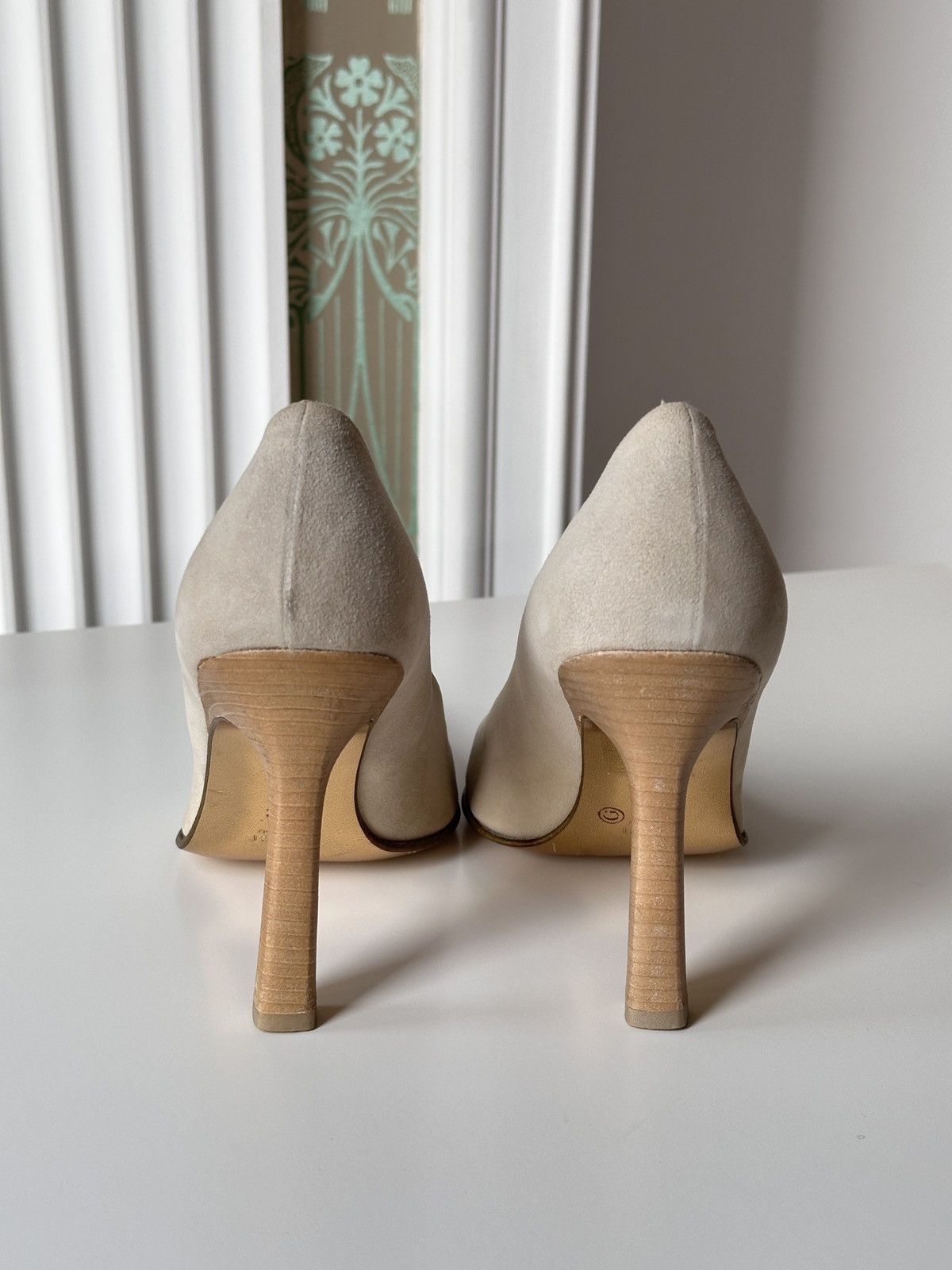 Gucci Gucci Nubuck Beige Black Metal Toe Heels Size 38 US 8 Size US 8 / IT 38 - 8 Thumbnail