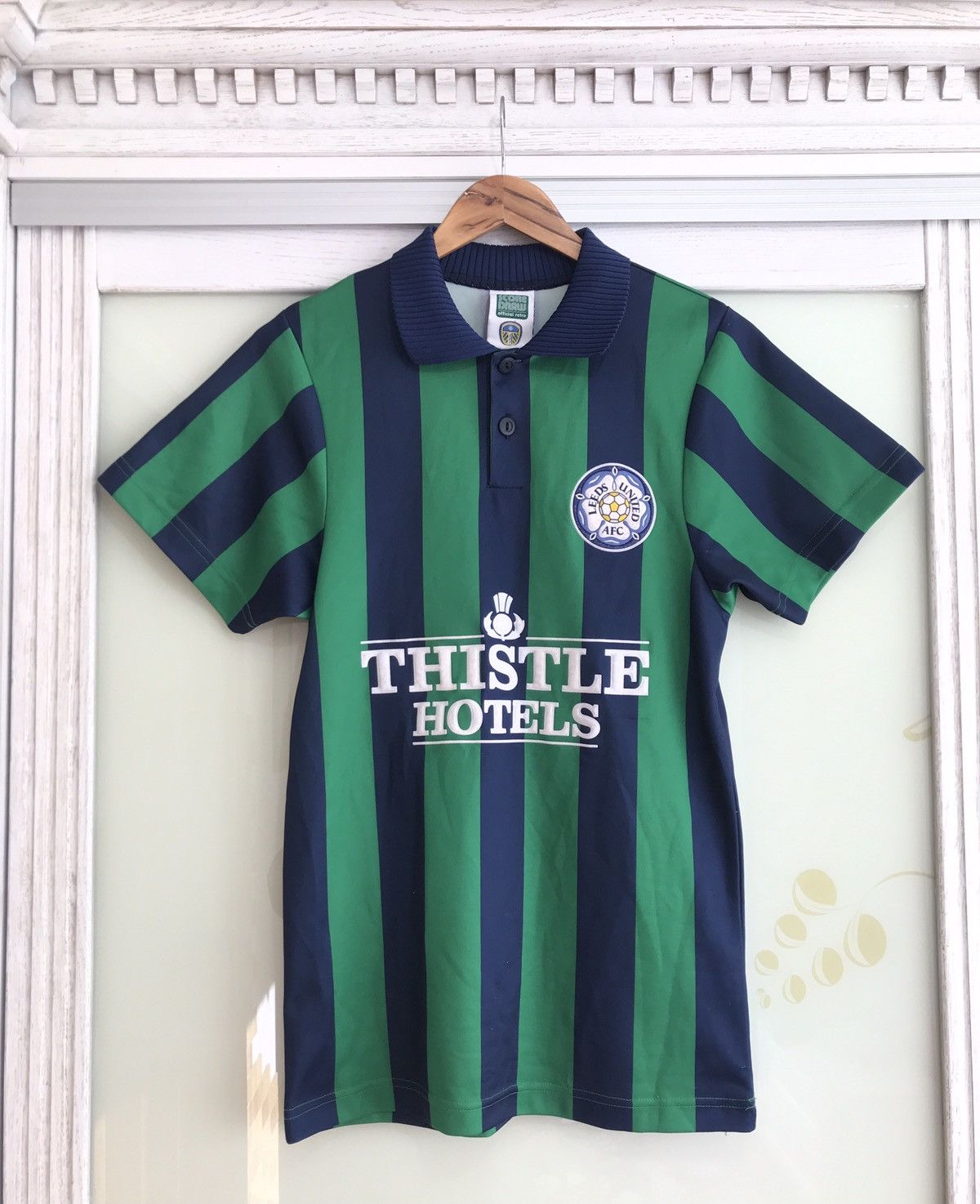 Vintage Vintage Leeds United Score Draw Soccer Jersey Football Kit Size US S / EU 44-46 / 1 - 1 Thumbnail