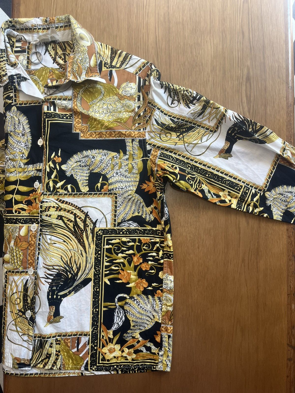 Salvatore Ferragamo Vtg Salvatore Ferragamo 90’s Shirt Italy Brand Luxury Size US S / EU 44-46 / 1 - 8 Thumbnail