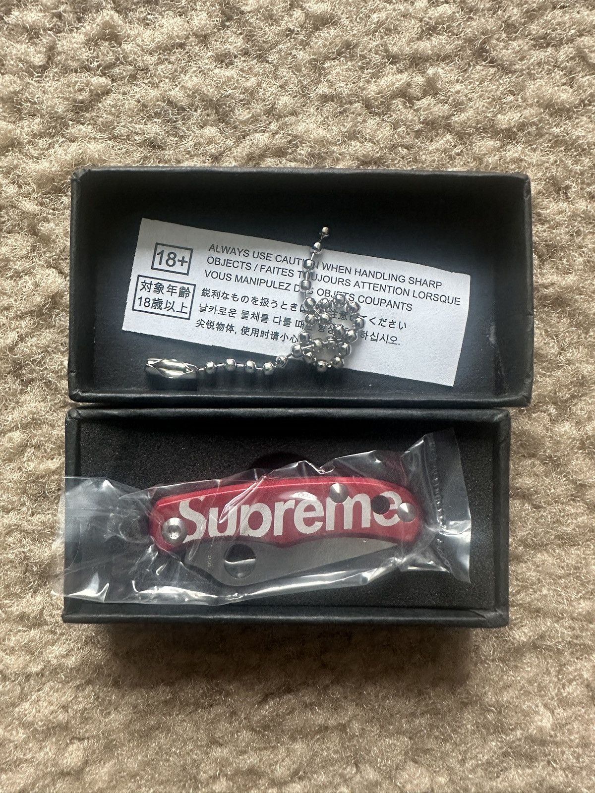 (NEW) Supreme Spyderco Bug Knife (One Size, Red)