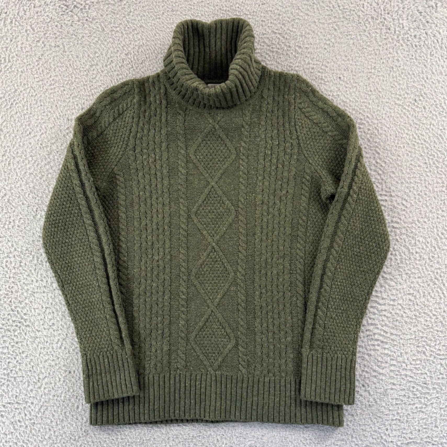 Vintage VINTAGE? No. LL Bean Sweater Women’s Small Green Merino Wool Blend Cable Knit Turtleneck Boho Size S / US 4 / IT 40 - 4 Thumbnail