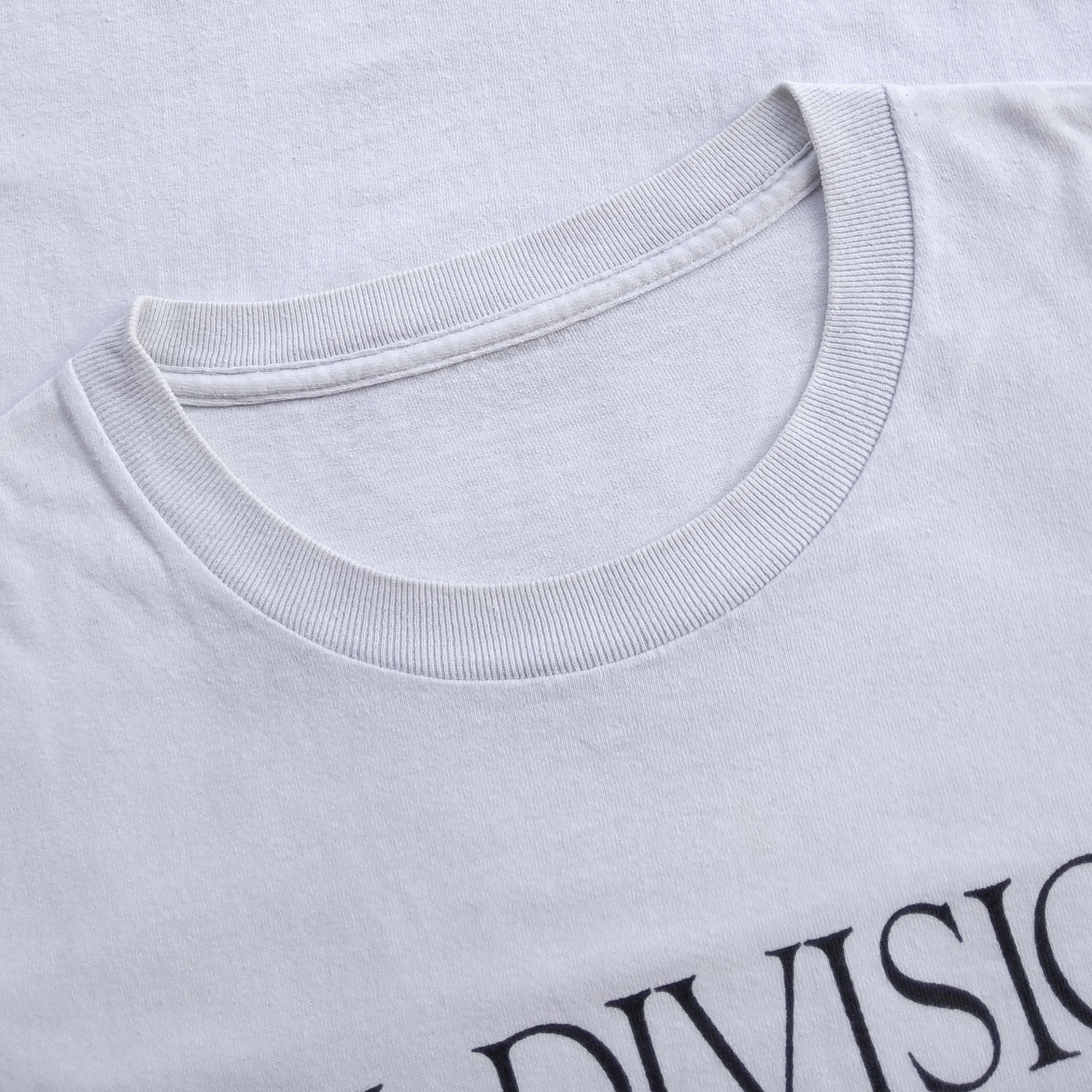 Band Tees Vintage 00's JOY DIVISION "Dante's Inferno" T-shirt Size US XL / EU 56 / 4 - 6 Thumbnail