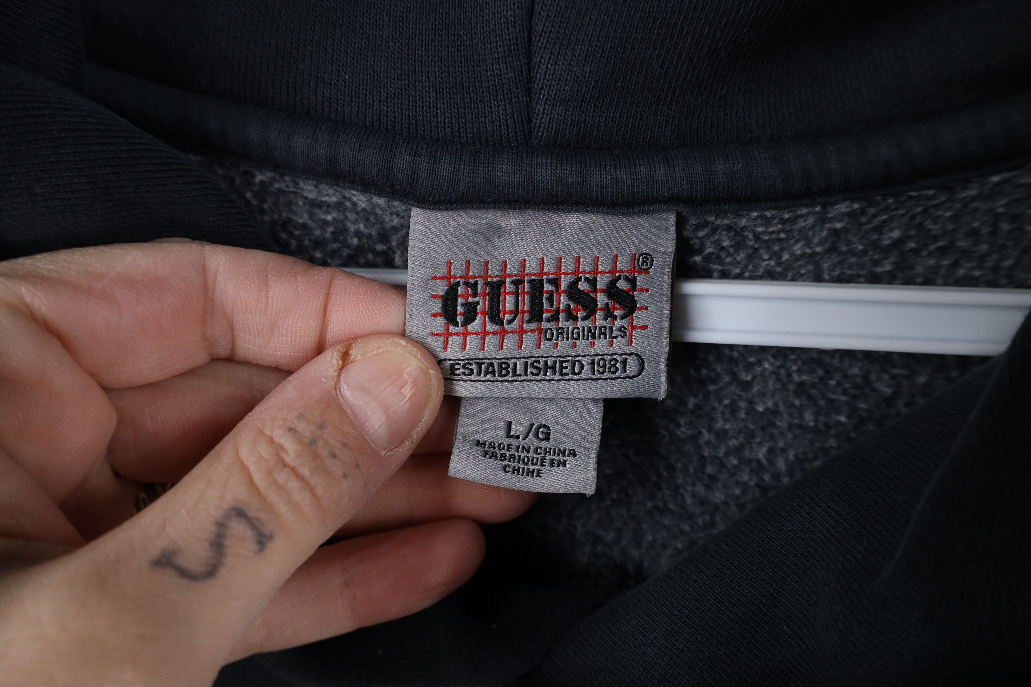 Guess × Vintage Vintage Guess Heavyweight Hoodie Sweatshirt Dark Gray Size US L / EU 52-54 / 3 - 10 Thumbnail