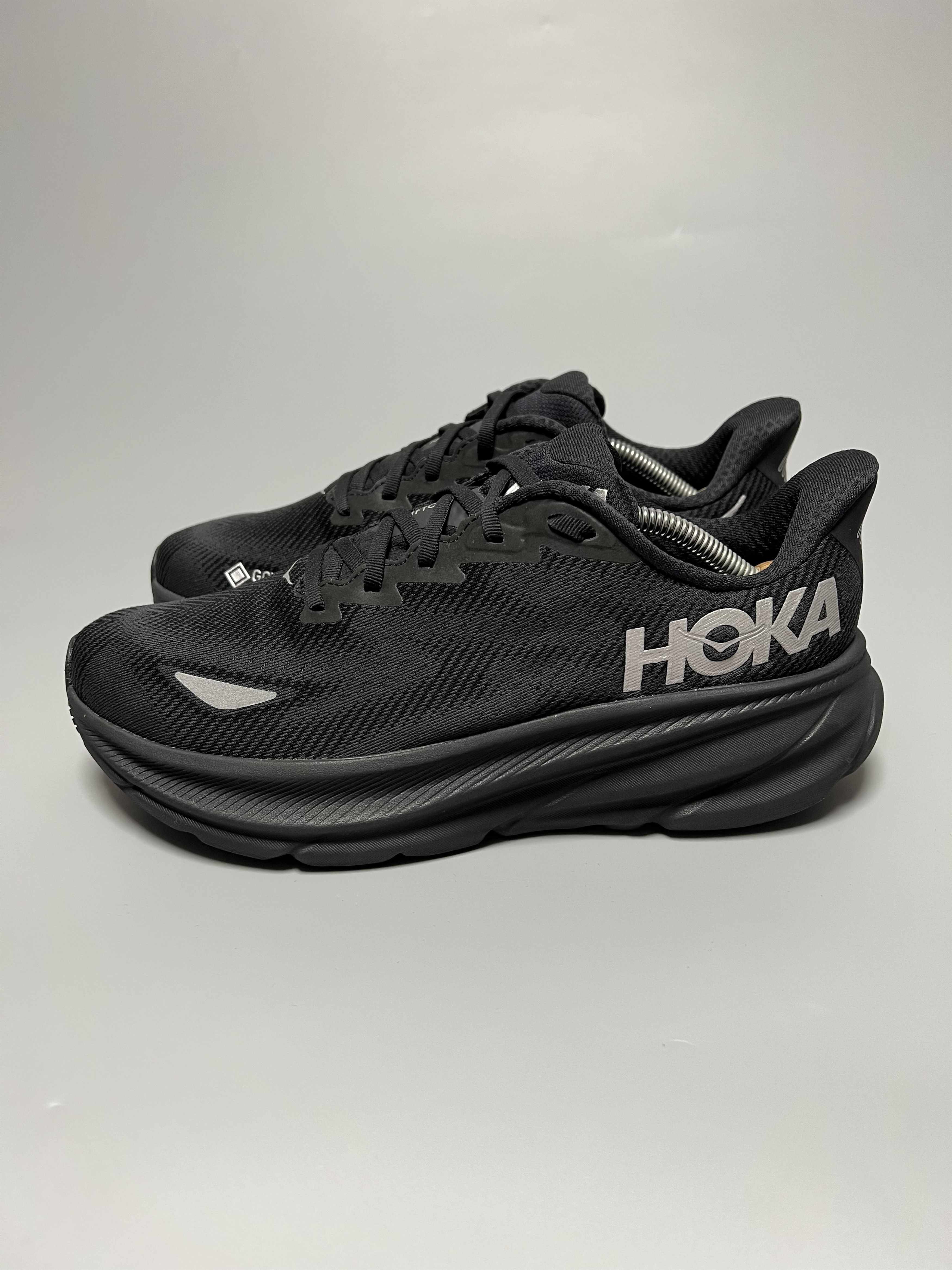 Hoka 10D Hoka One One Clifton 9 GTX Gore-Tex Running Shoes Size US 10 / EU 43 - 2 Thumbnail