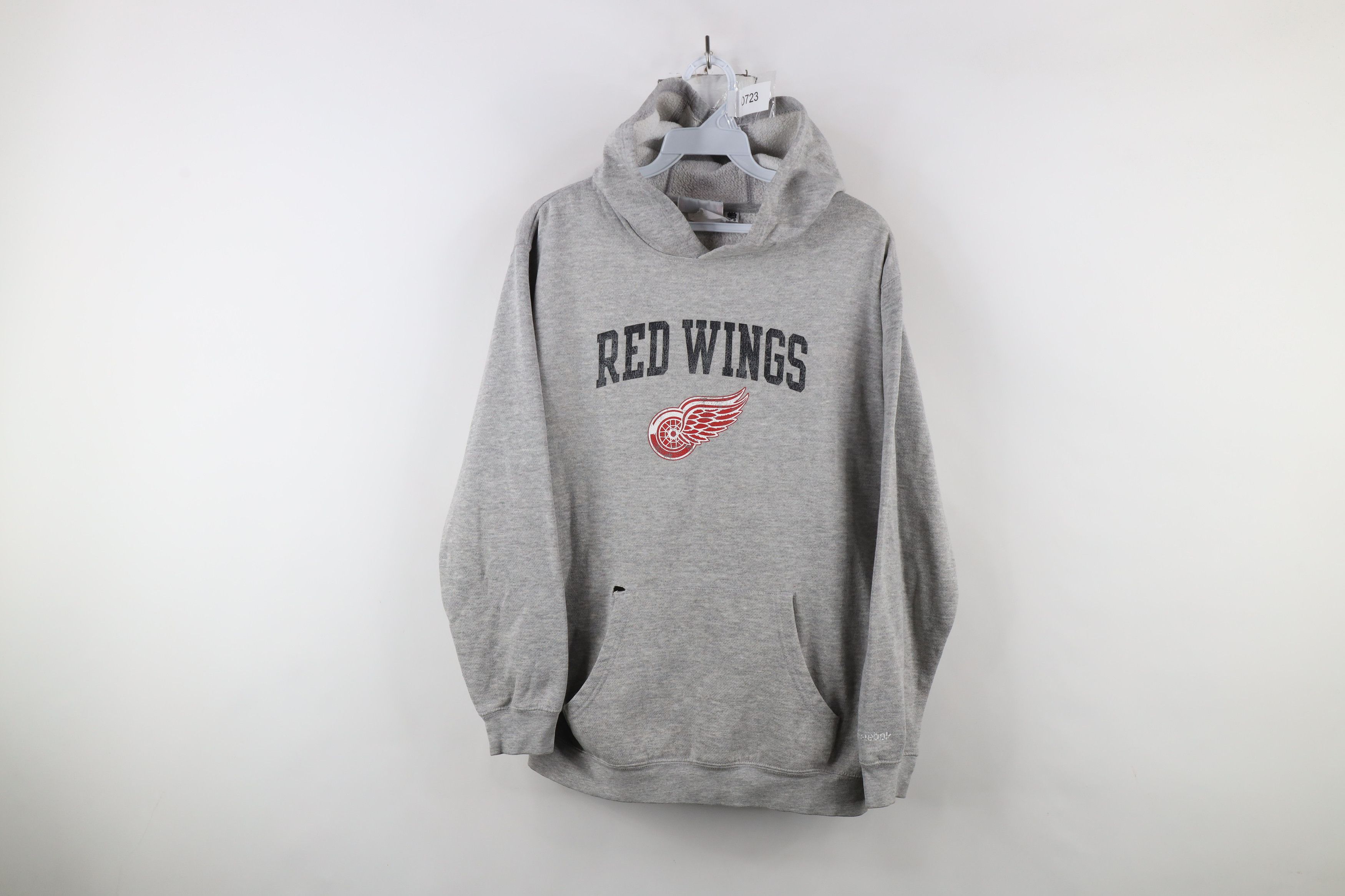 Reebok × Vintage Vintage Reebok Spell Out Detroit Red Wings Hockey Hoodie Size US S / EU 44-46 / 1 - 1 Thumbnail