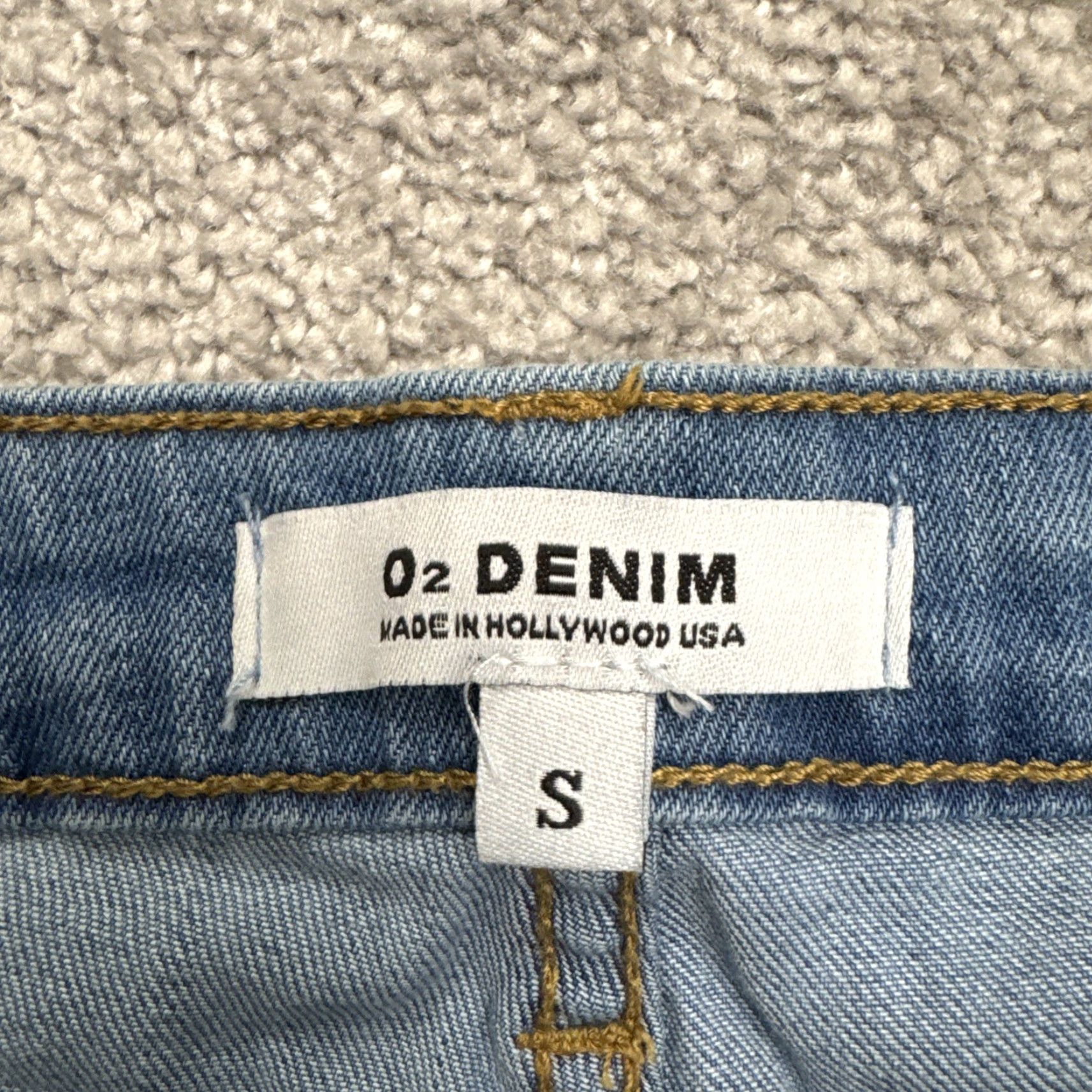Denime VINTAGE O2 Denim Mini Skirt Womens Small Blue Casual Streetwear 90s Cotton Raw Hem Size 28" / US 6 / IT 42 - 5 Thumbnail