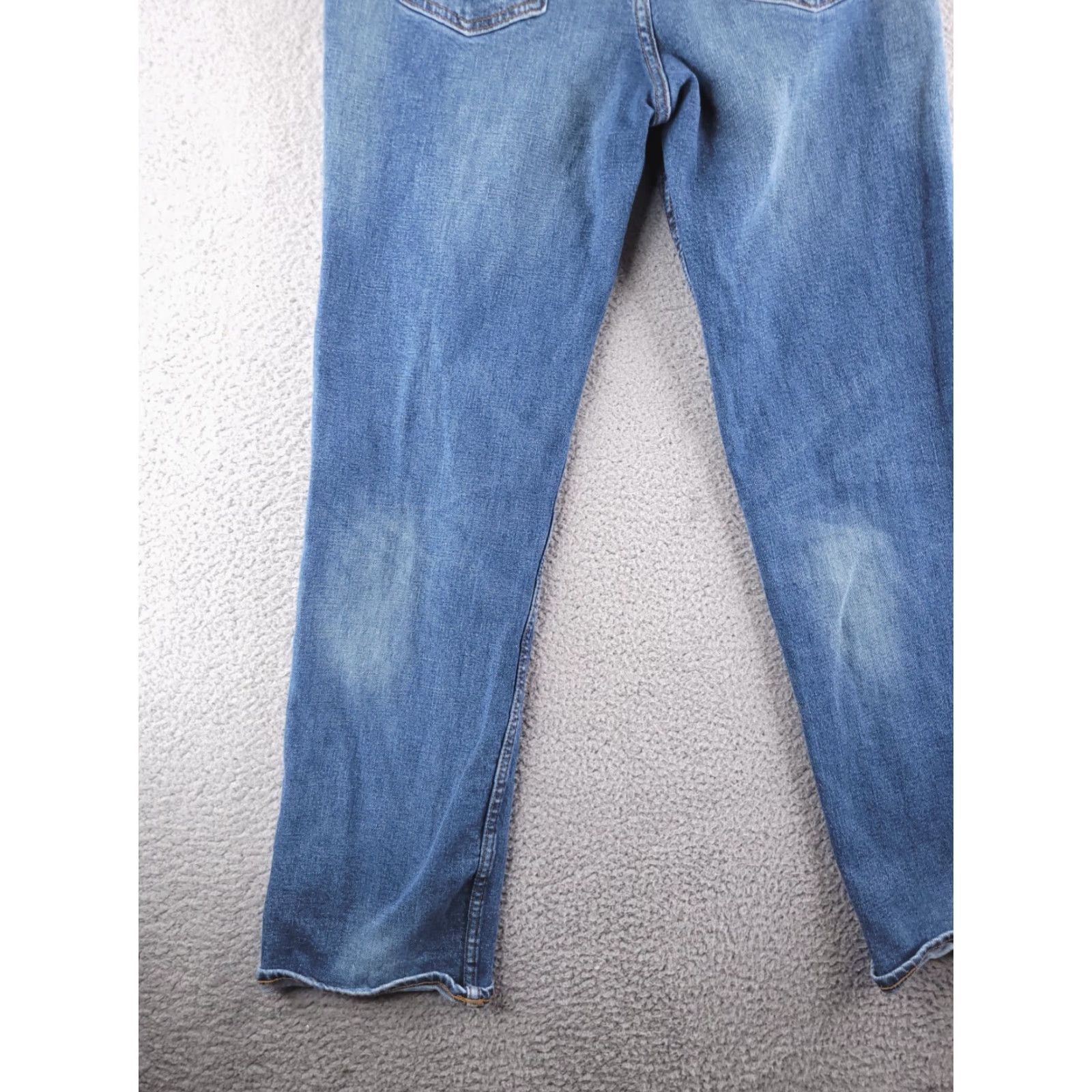 Old Navy Old Navy Jeans Mens 34x33 Blue Straight Fit Medium Wash Size US 34 / EU 50 - 6 Thumbnail