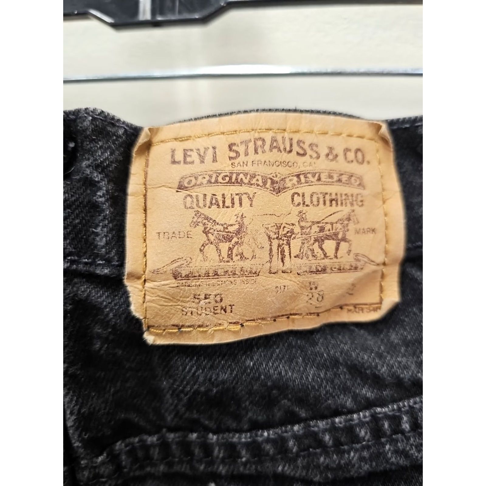 Levi's VINTAGE Levi's 550 Jeans Black Denim 28x32 USA Zipper Fly Straight Leg 27x31.5 Distressed Unisex Adults Mens Womens Levi's 500 Series Size US 28 / EU 44 - 6 Thumbnail