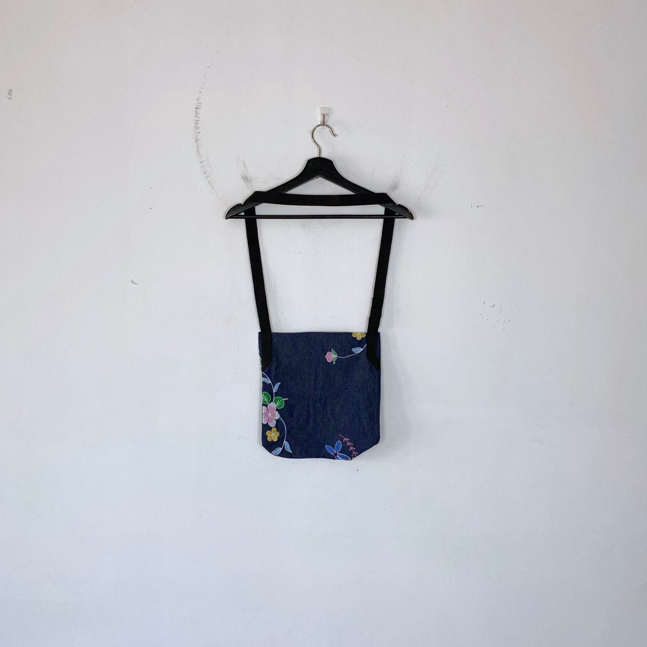 Engineered Garments INDIGO DENIM FLORAL EMBROIDERY SHOULDER POUCH Size ONE SIZE - 2 Thumbnail