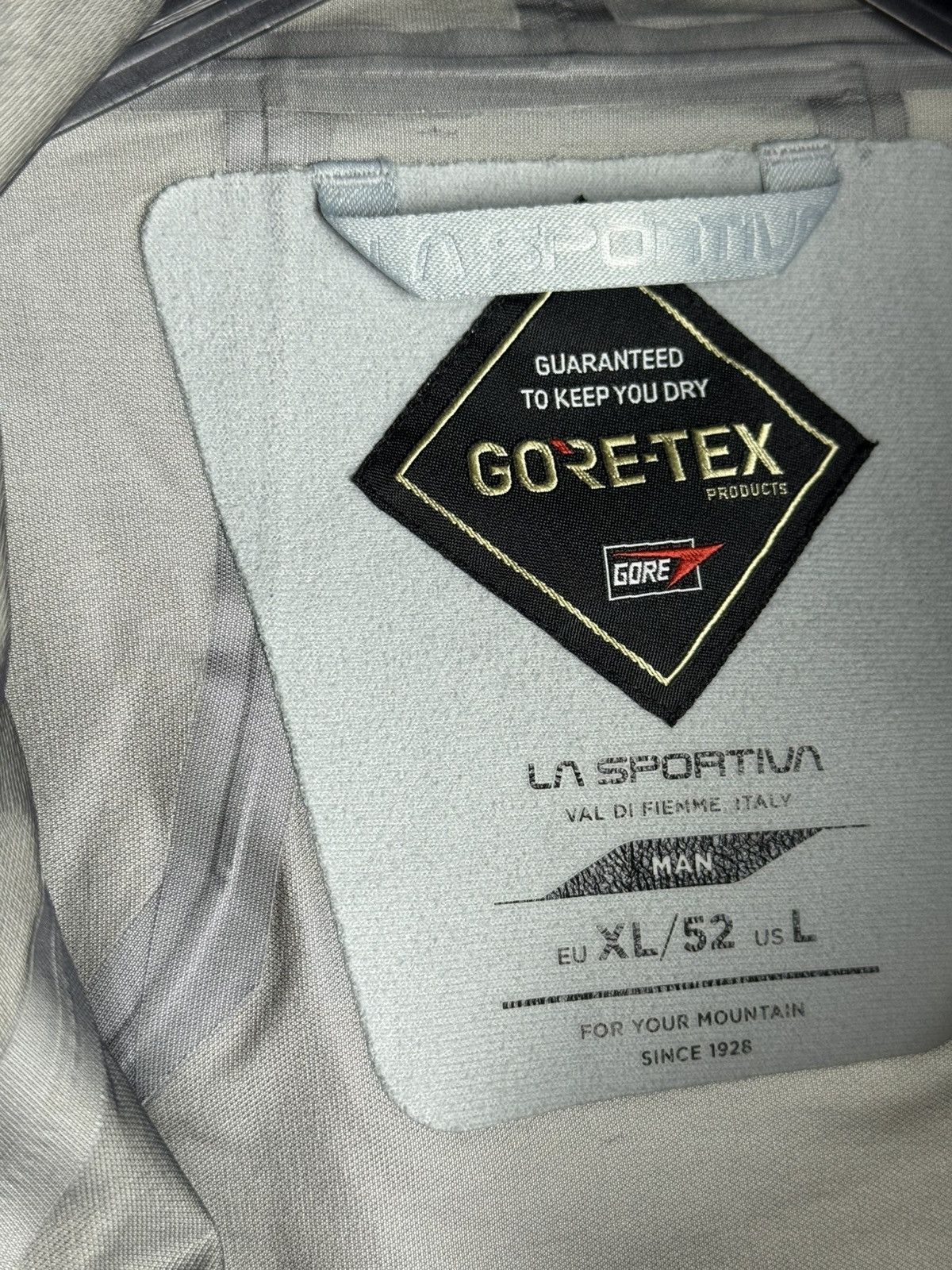La Sportiva La Sportiva Altels Gore-Tex Light Jacket Size US XL / EU 56 / 4 - 9 Thumbnail