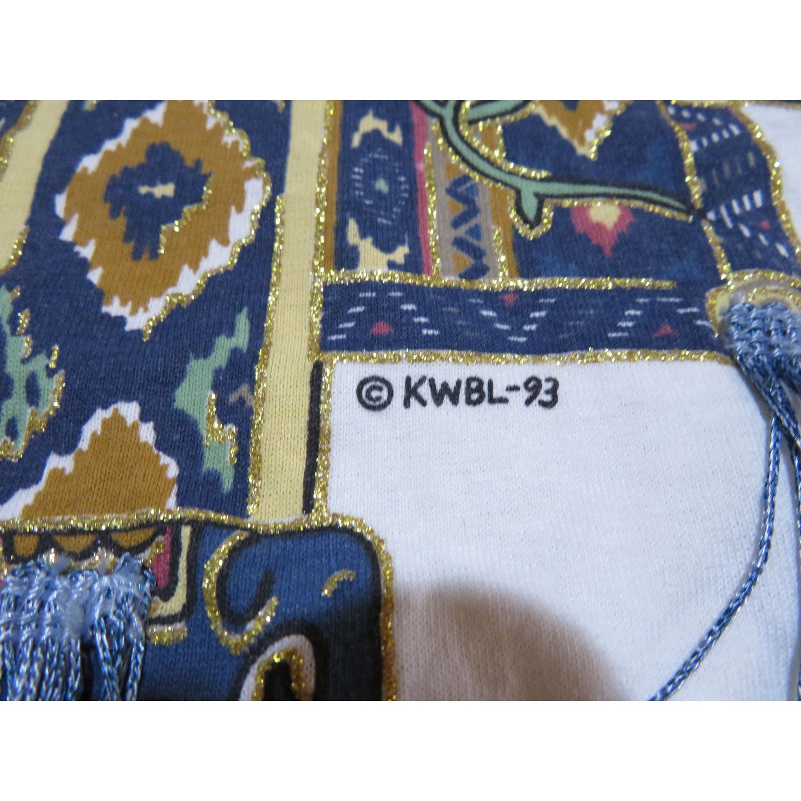 Other Womens Embellished Southwestern Design T-Shirt Sz XL 90s Size US XL / EU 56 / 4 - 5 Thumbnail