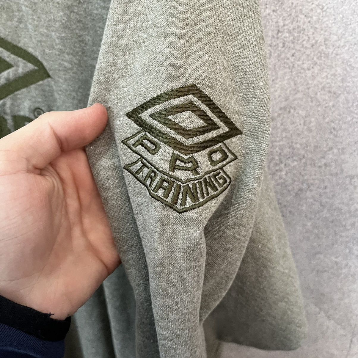 Umbro Vintage Umbro sweatshirt big logo size XL fleece Size US XL / EU 56 / 4 - 9 Thumbnail