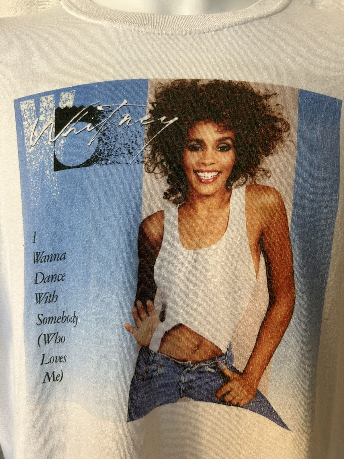 Gildan Tee: whitney houston large i wanna dance lg long sleeve Size L / US 10 / IT 46 - 3 Thumbnail