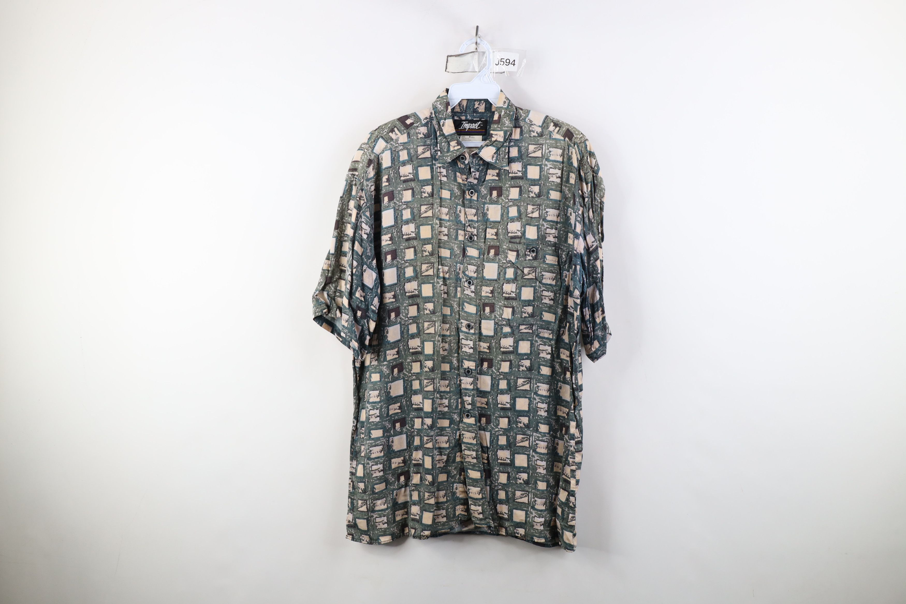 Vintage Vintage 90s Streetwear Rayon Gabardine Collared Button Shirt Size US S / EU 44-46 / 1 - 1 Thumbnail