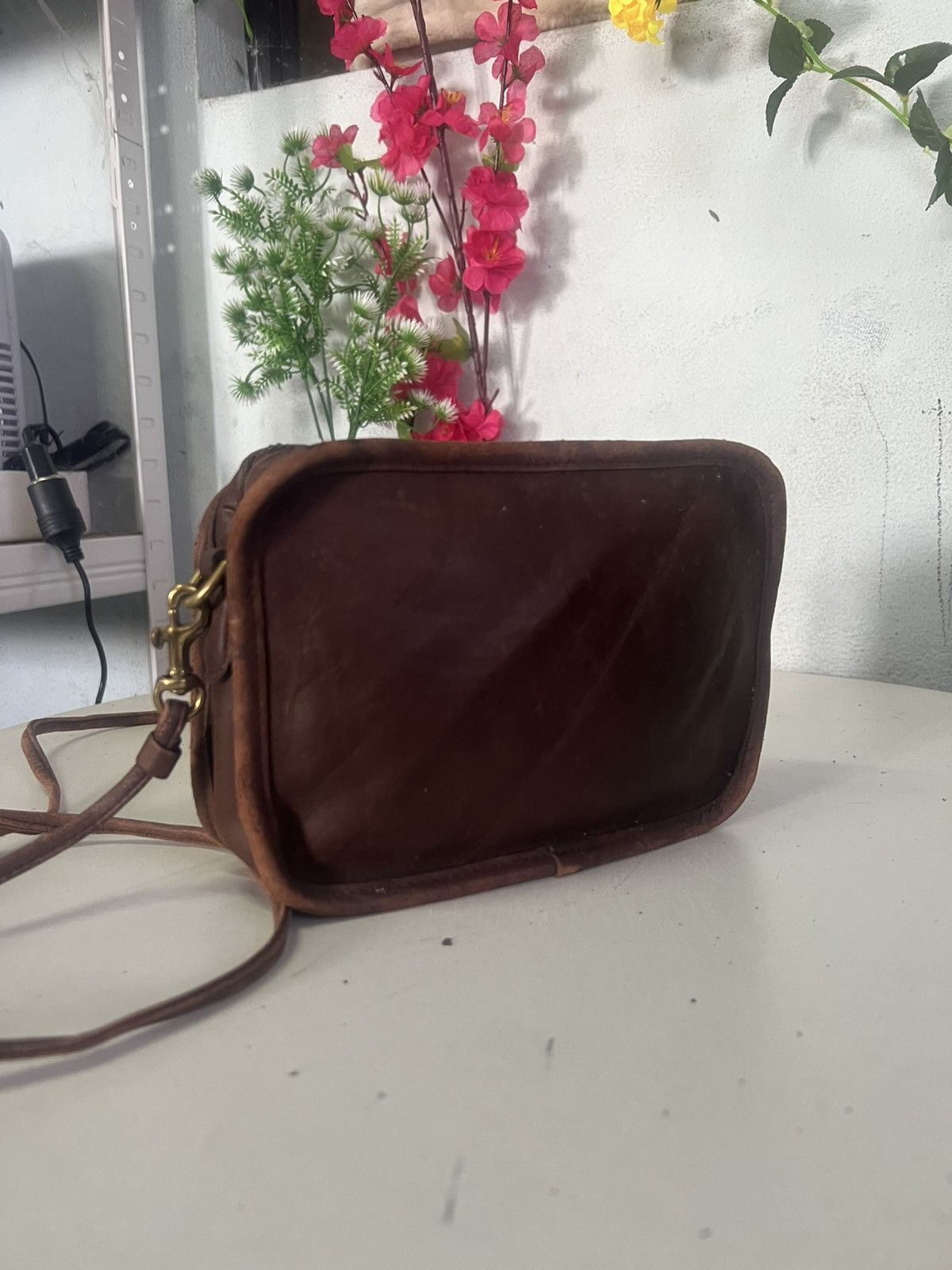 Coach × Vintage Vintage Milk Chocolate Coach Leather Shoulder Size ONE SIZE - 3 Thumbnail