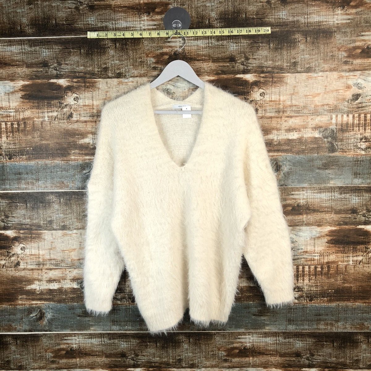 Japanese Brand DL Jeansis White shaggy fur Mohair Knitwear #C356 Size L / US 10 / IT 46 - 1 Thumbnail