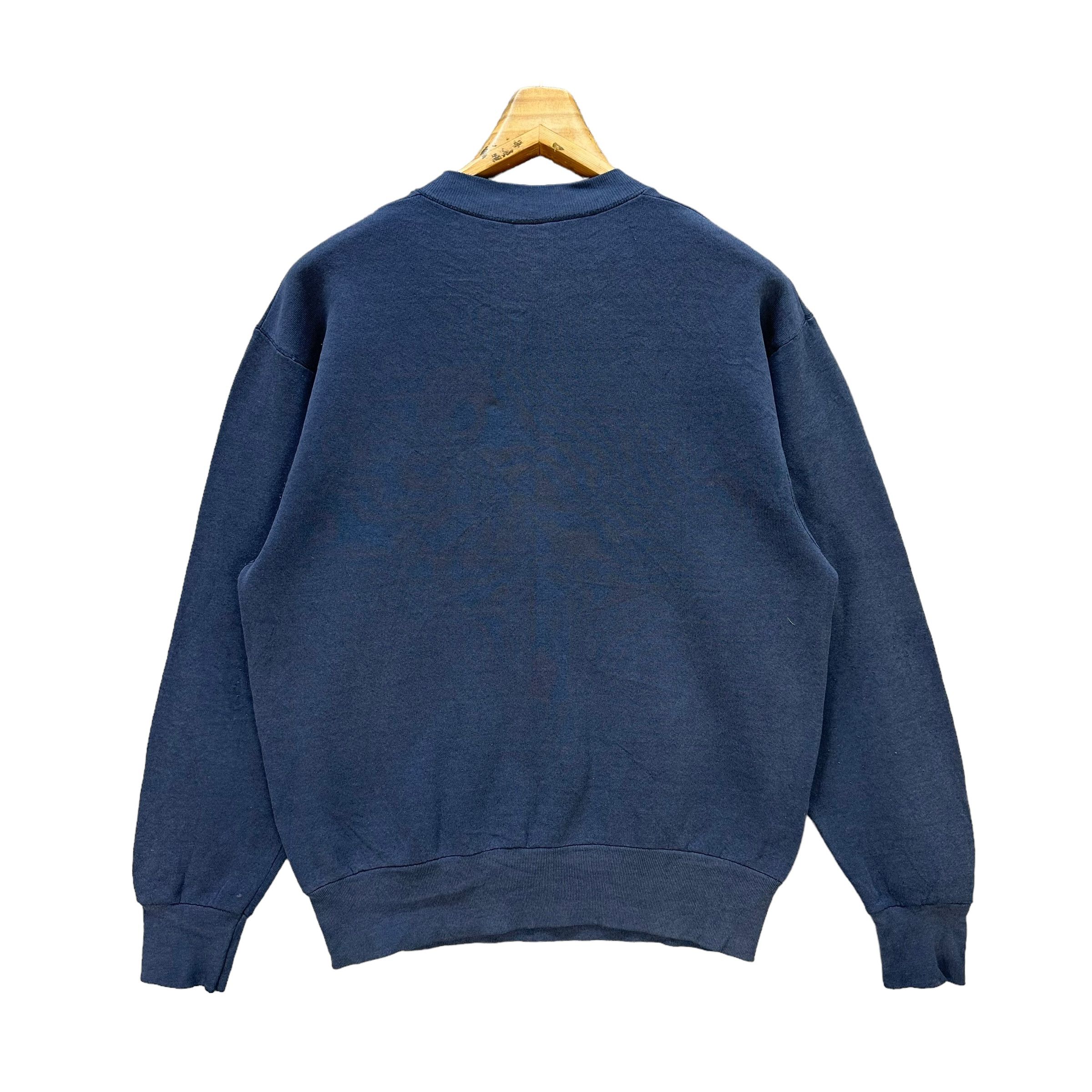 Fruit Of The Loom VANCOUVER CANADA Embroidery Big Logo Sweatshirts #9147-62 Size US M / EU 48-50 / 2 - 10 Thumbnail