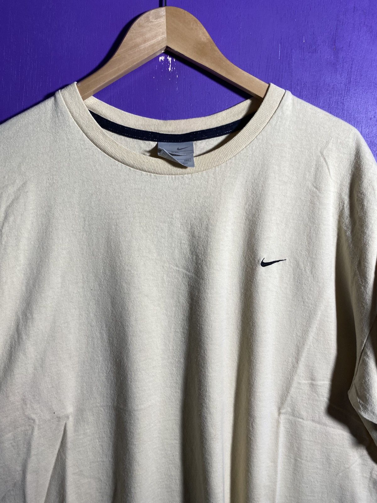 Nike × Vintage Vintage 00s Nike essential swoosh t-shirt Size US XXL / EU 58 / 5 - 3 Thumbnail