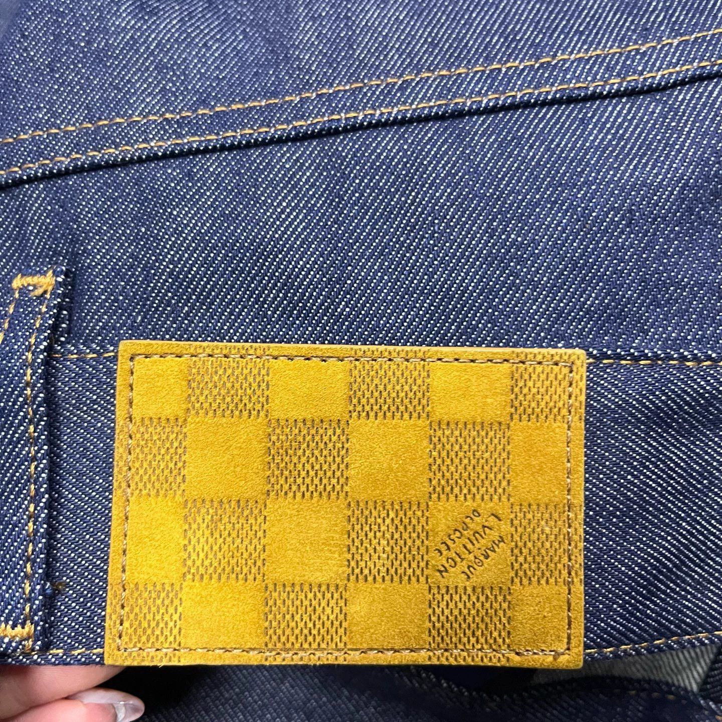 Louis Vuitton louis vuitton blue logo embroidered flared jeans Size US 30 / EU 46 - 5 Thumbnail
