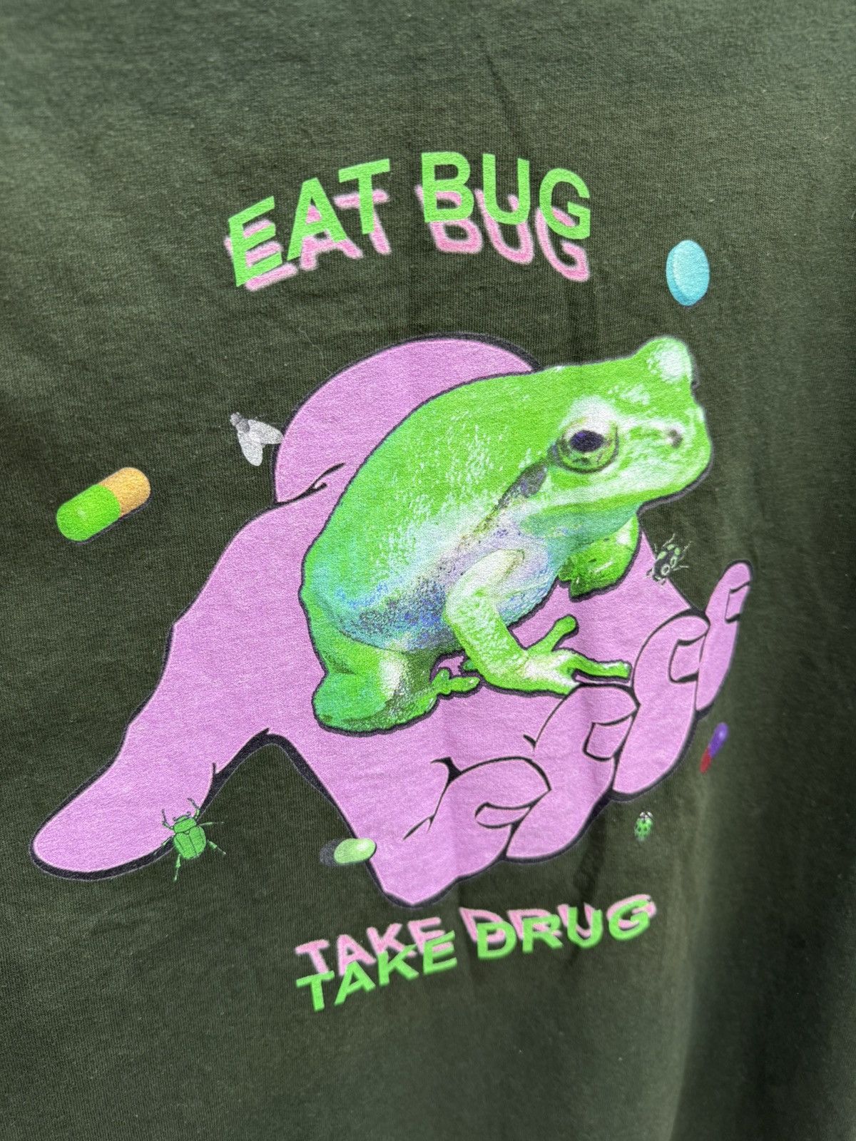 Other Eat Bug - Take Drug Frog Printed Funny T-Shirt Tee Size US M / EU 48-50 / 2 - 4 Thumbnail