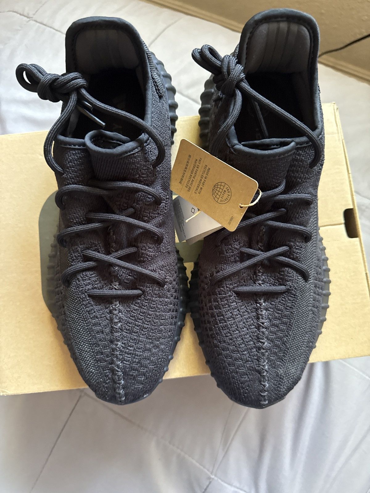 Yeezy Yeezy boost 350 V2 Size US 10.5 / EU 43-44 - 3 Thumbnail