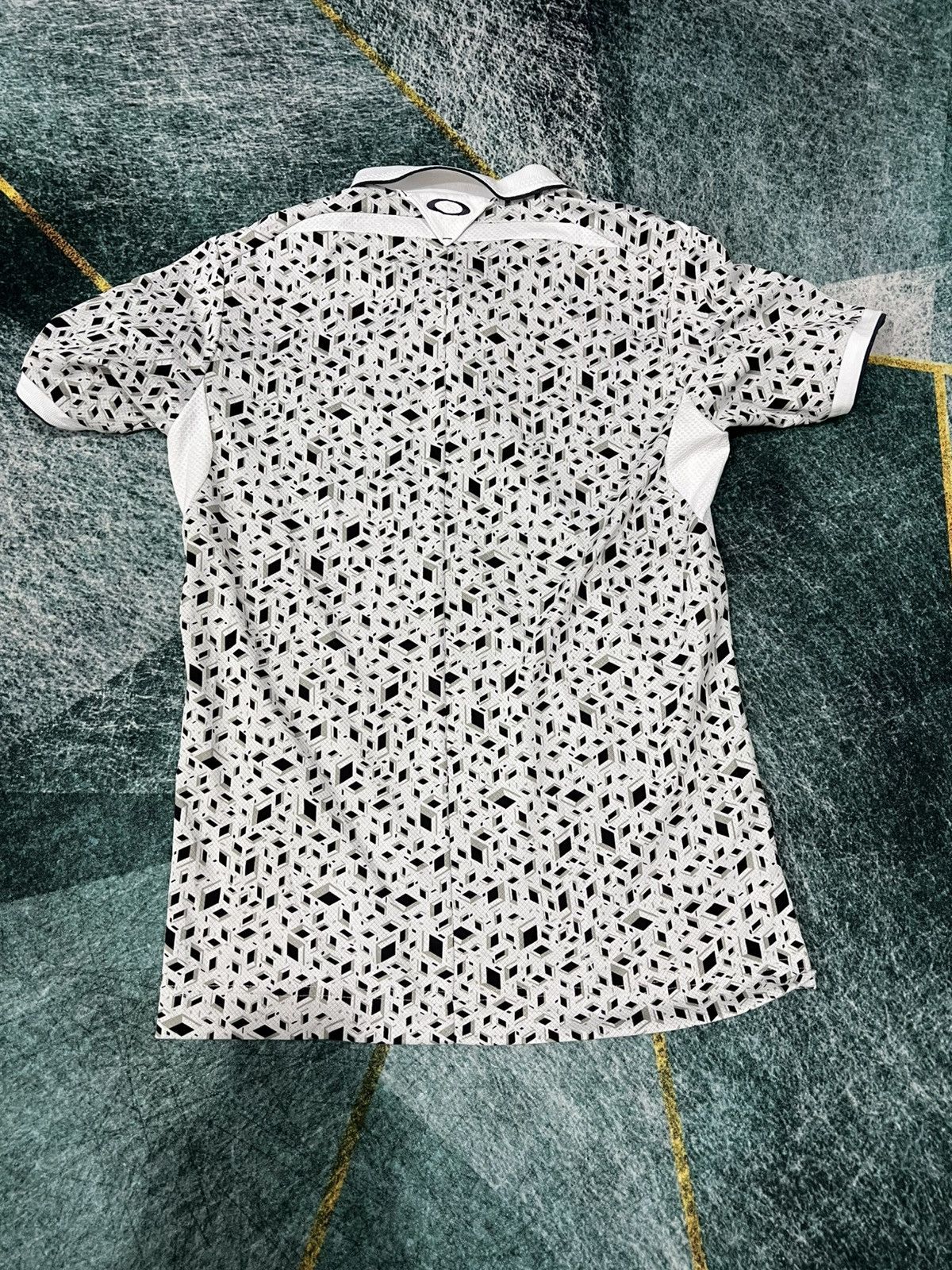 Oakley Vintage oakley polo Size US M / EU 48-50 / 2 - 5 Thumbnail