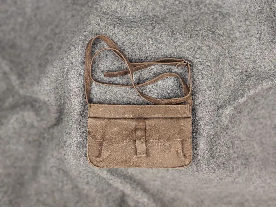 Leather Keecie Design Leather small shoulder bags Goose bumps Size ONE SIZE - 1 Thumbnail