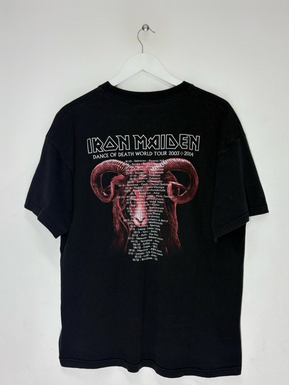 Iron Maiden Vintage 2003 Iron Maiden Dance of Death Black T-shirt Size US XL / EU 56 / 4 - 2 Thumbnail