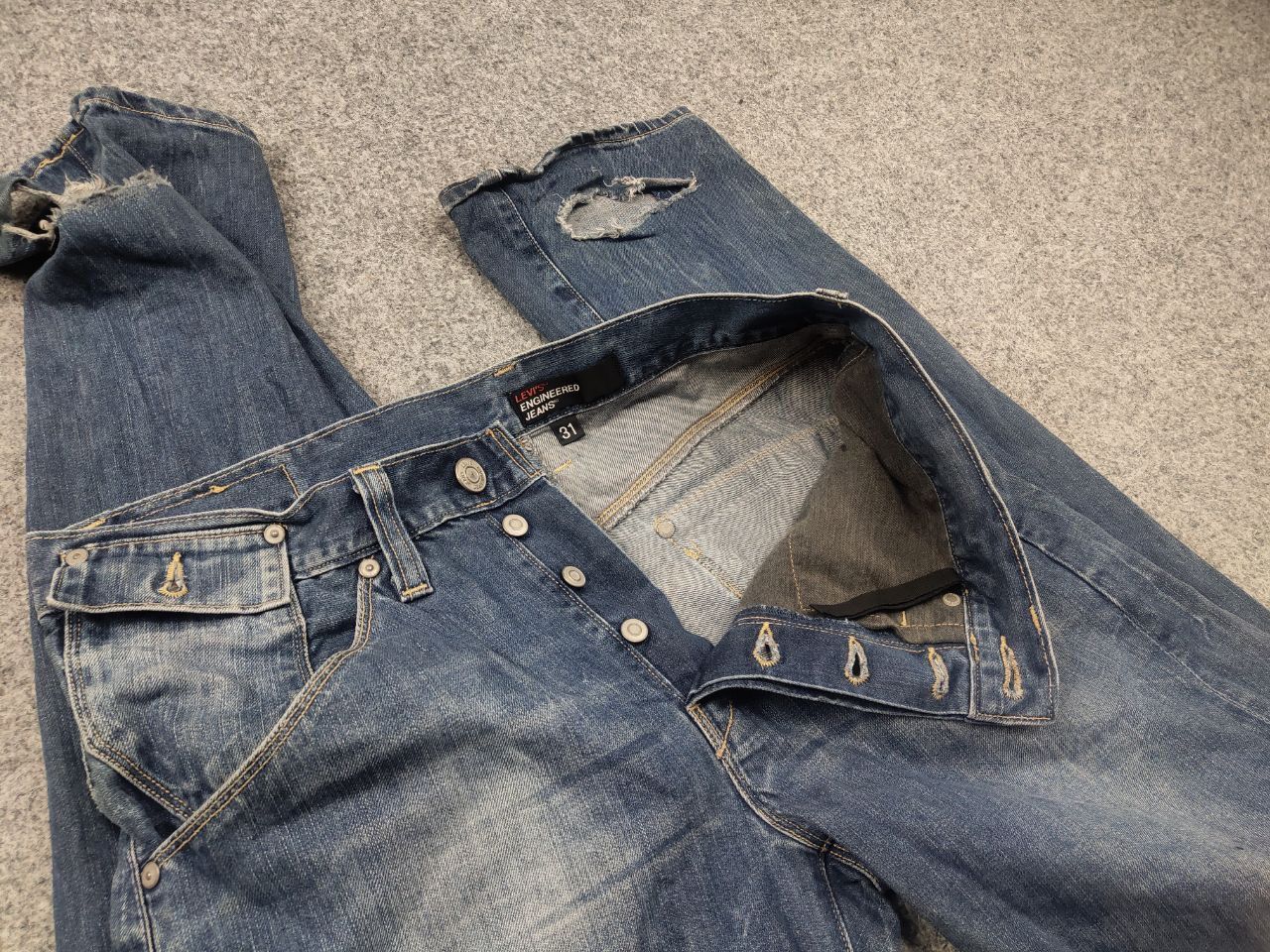 Levi's Rare Vintage 90s Levis Engineered Denim Jeans Twisted Faded Size US 32 / EU 48 - 12 Thumbnail