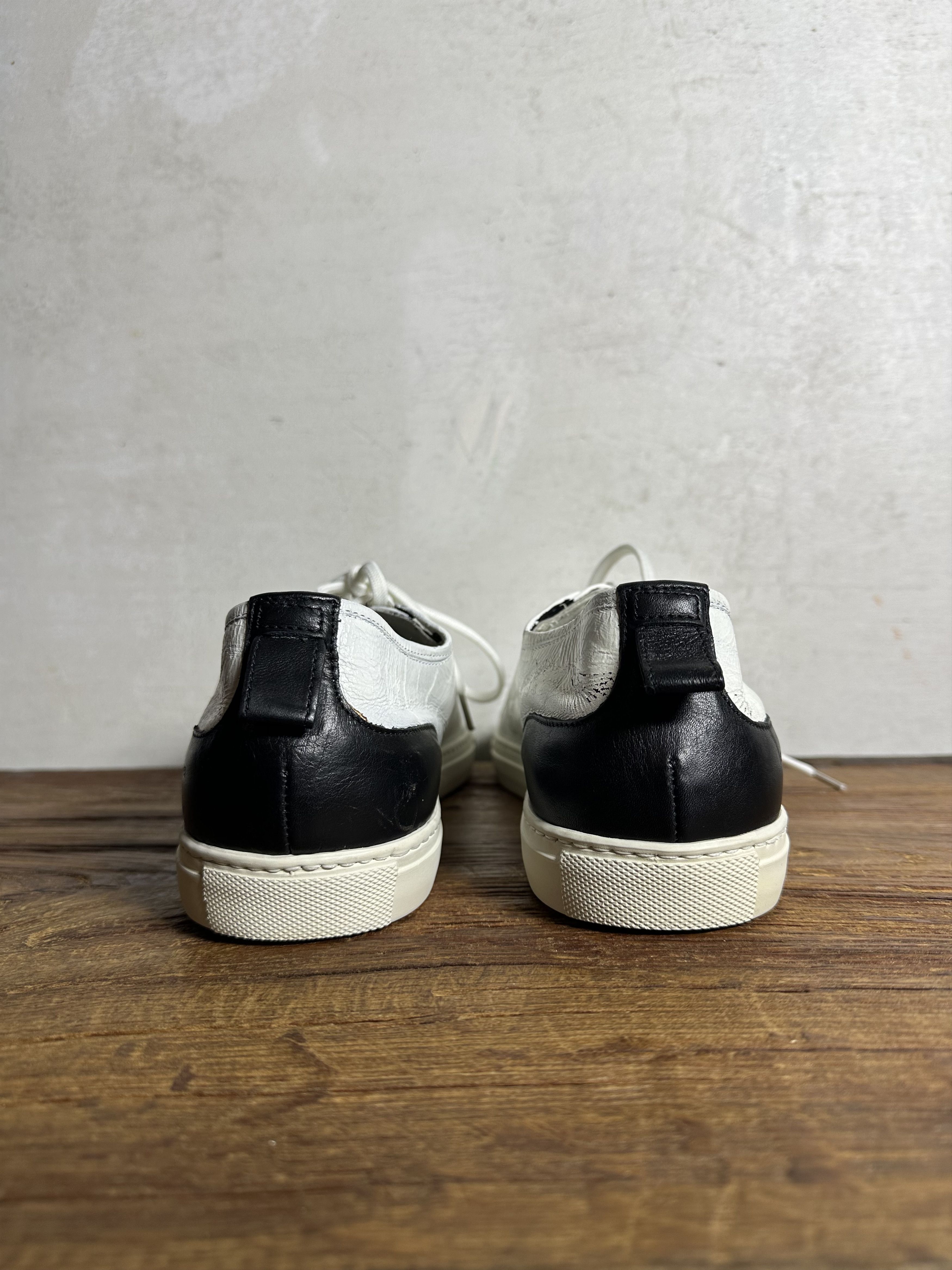 Neil Barrett Neil Barrett Painted Two-Toned Low-Top Sneakers Size US 10 / EU 43 - 7 Thumbnail