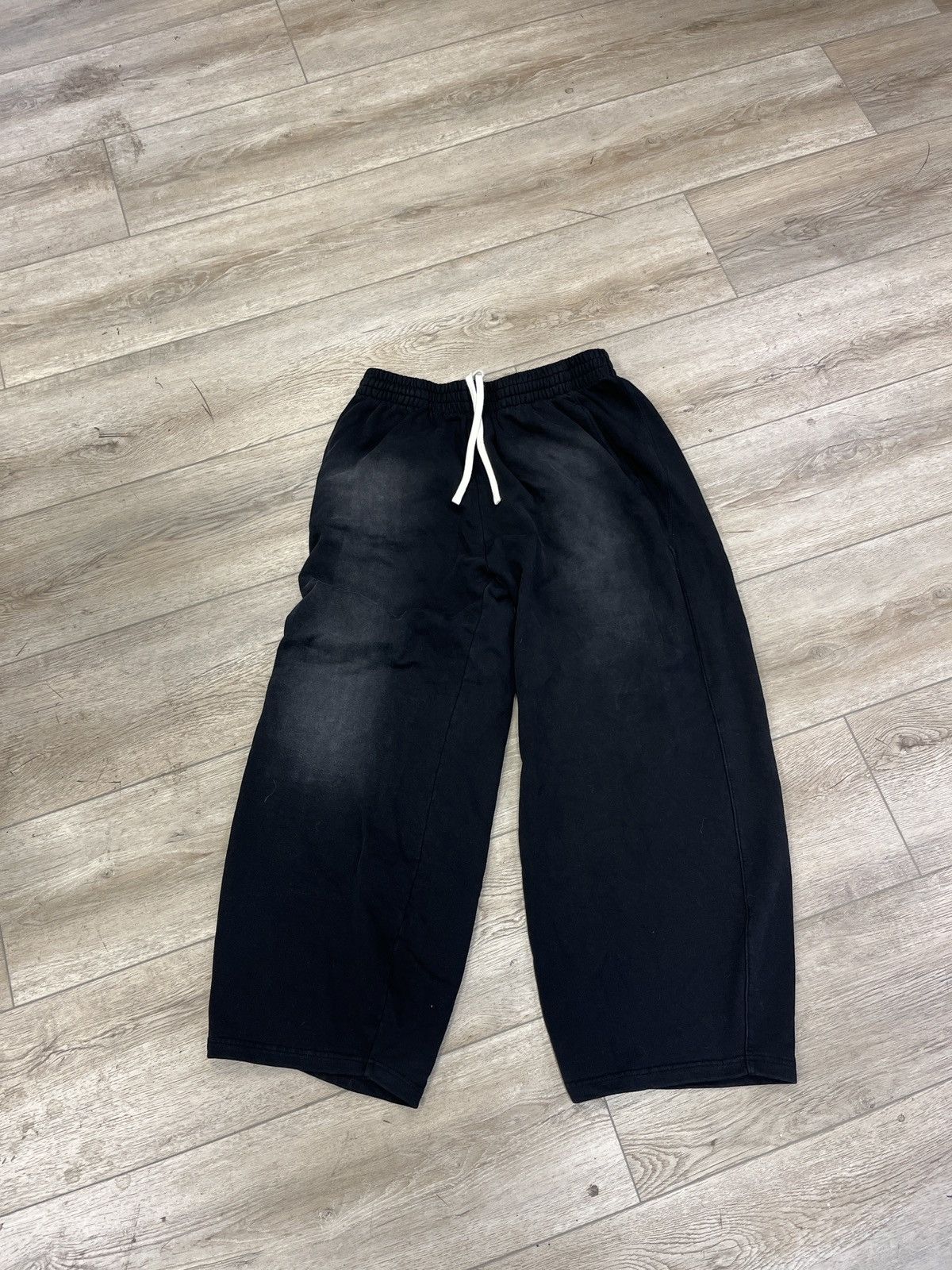 The GV Gallery GV gallery sweats Size US 31 - 1 Thumbnail