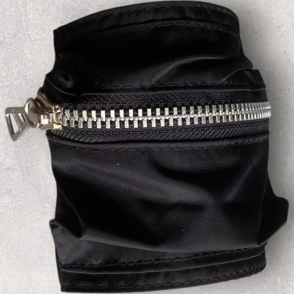 Jean Paul Gaultier Archive JPG Nylon Coin Pocket Bracelet Size ONE SIZE - 4 Thumbnail