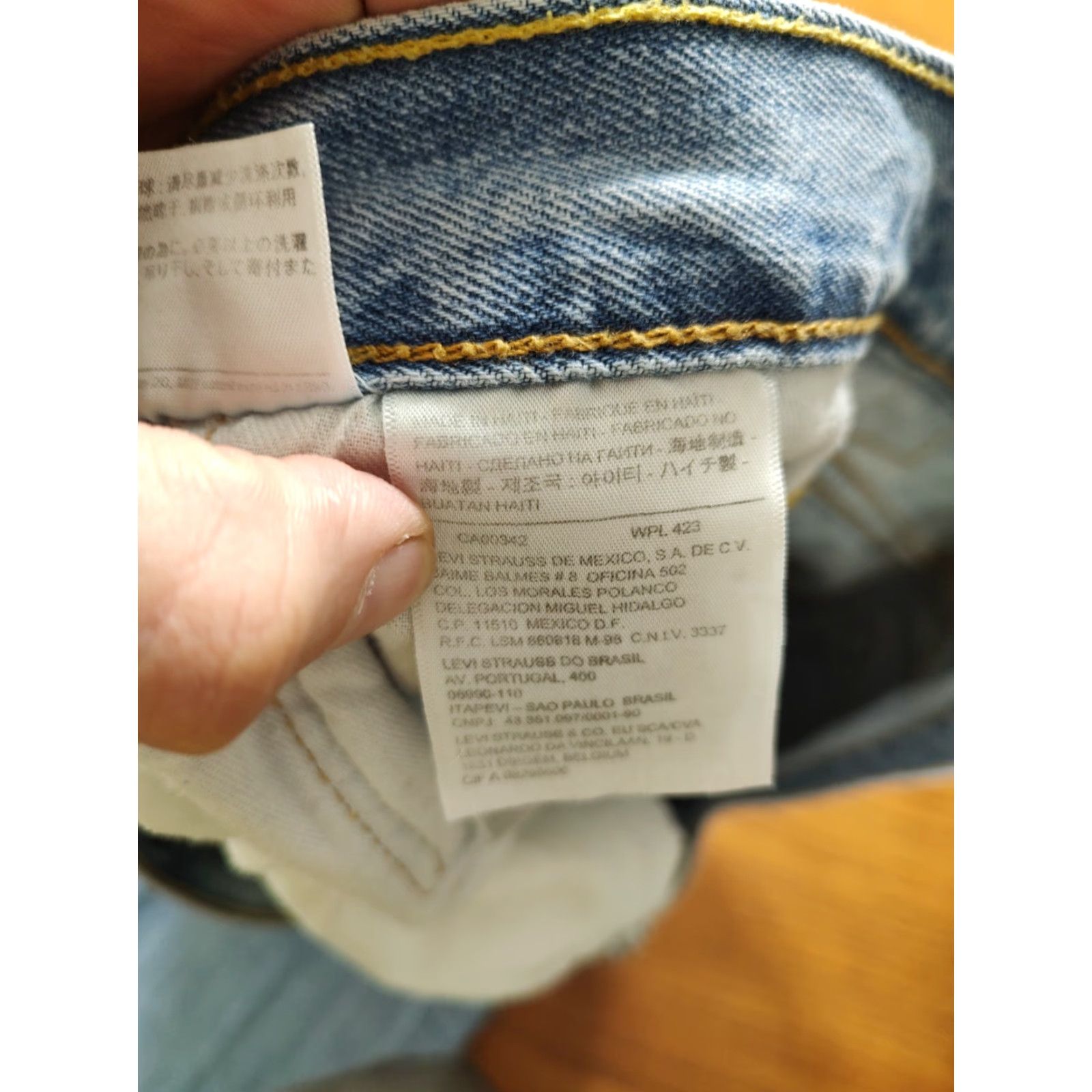 Levi's VINTAGE Levis Jeans Mens 36x31 501 Button Fly Straight Denim Cowboy Western Blue 5-Pocket Logo Embroidered Mens Regular Size 36 Blue Jeans Size US 36 / EU 52 - 6 Thumbnail