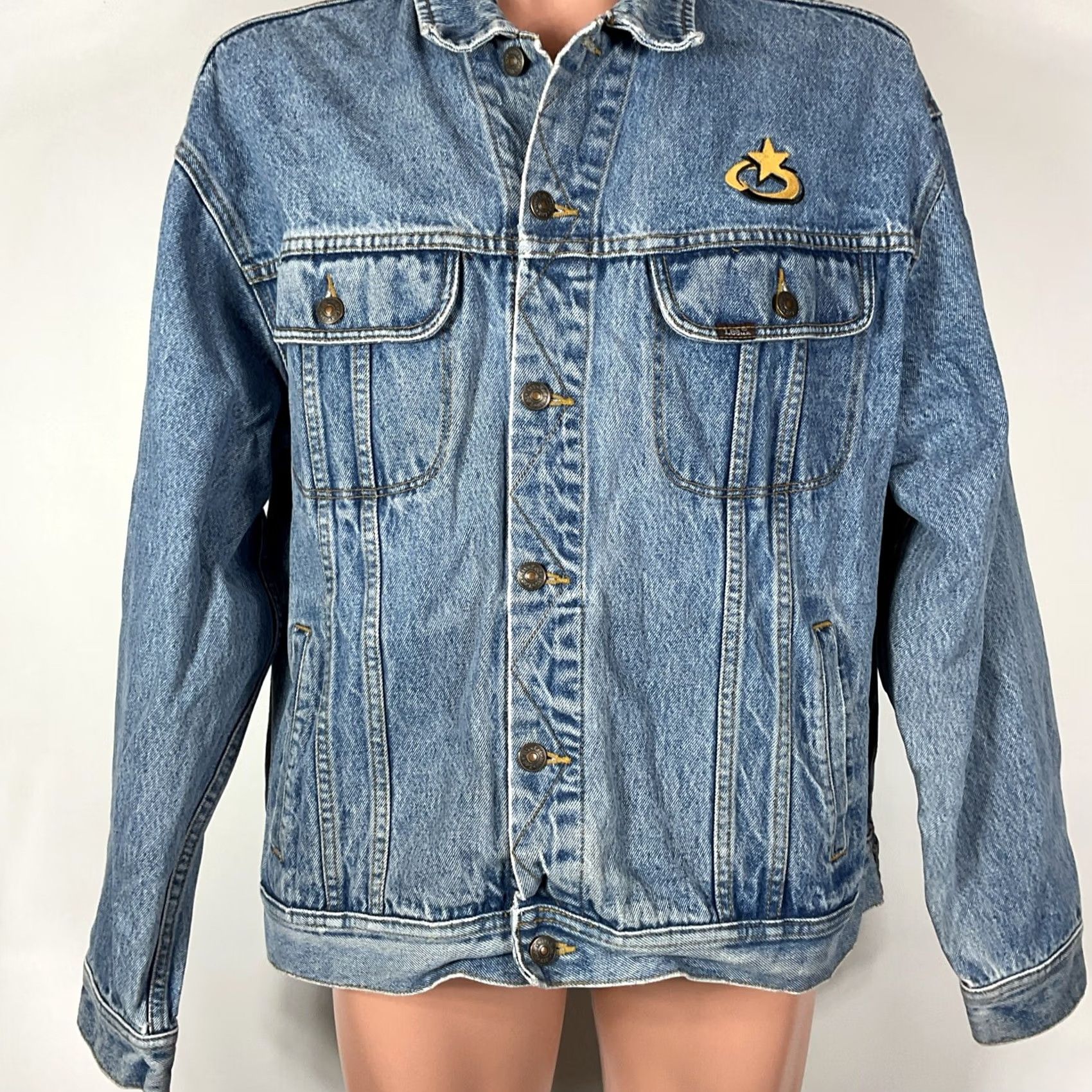 Lee VTG Lee Denim Jean Jacket Embroidered Gold Star Canadian Tuxedo Sz XL Denim Work Jacket 1990s Blue Rockabilly Mens Size US 36 / EU 52 - 3 Thumbnail