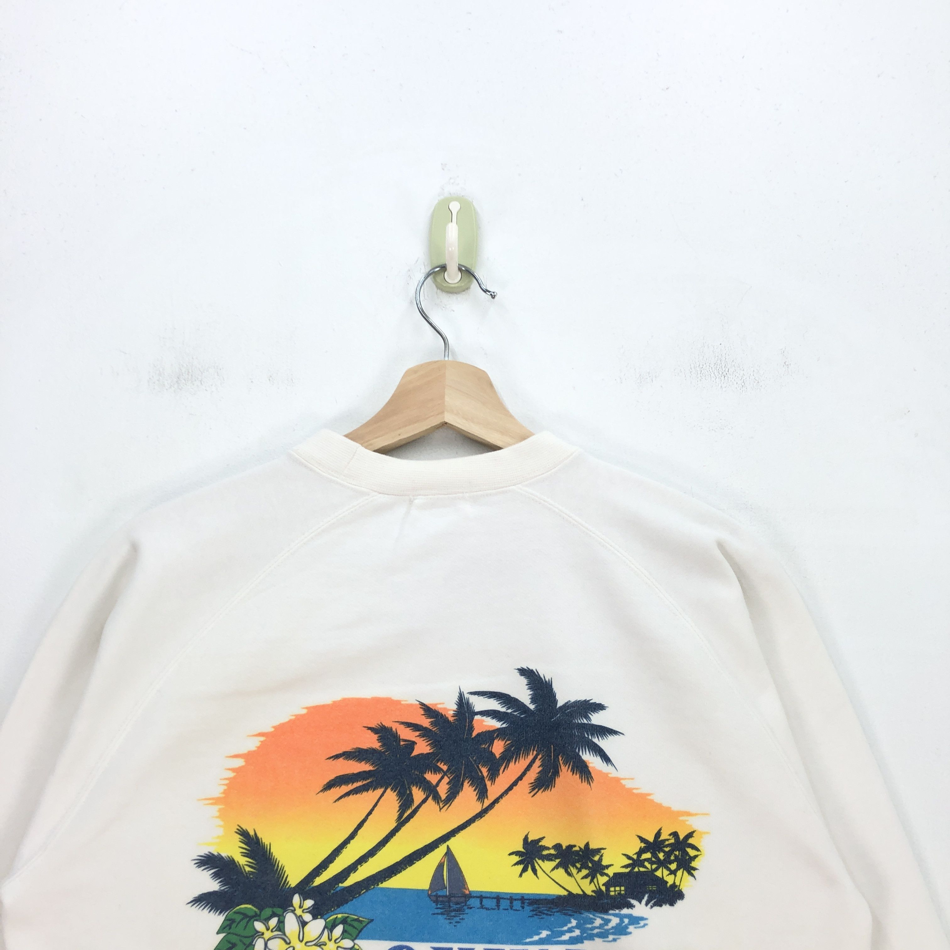 Japanese Brand × Vintage Vintage Okinawa Hawaiian Sweatshirt Shirt Sweater Jumper Size S / US 4 / IT 40 - 5 Thumbnail