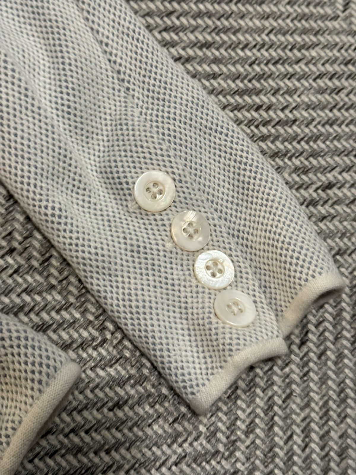 Emporio Armani Armani Light grey–white mesh blazer jacket Size S / US 4 / IT 40 - 6 Thumbnail