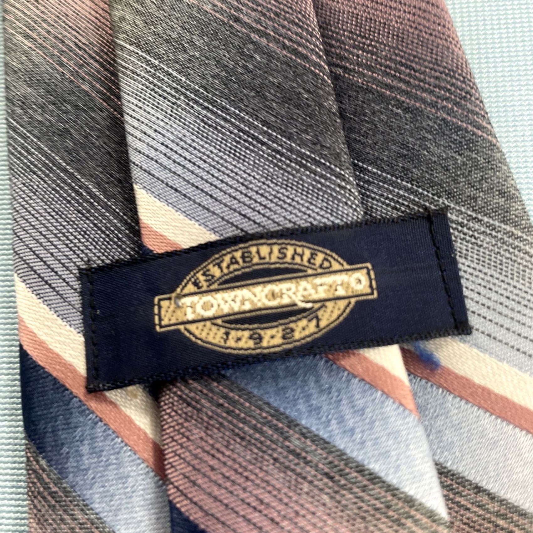 Pinko Towncraft Est 1927 Tie Polysilk Woven Striped Pink Salmon Blue Vtg 60s 3.5x58 Neckwear Tie Vintage Mens Size ONE SIZE - 5 Thumbnail