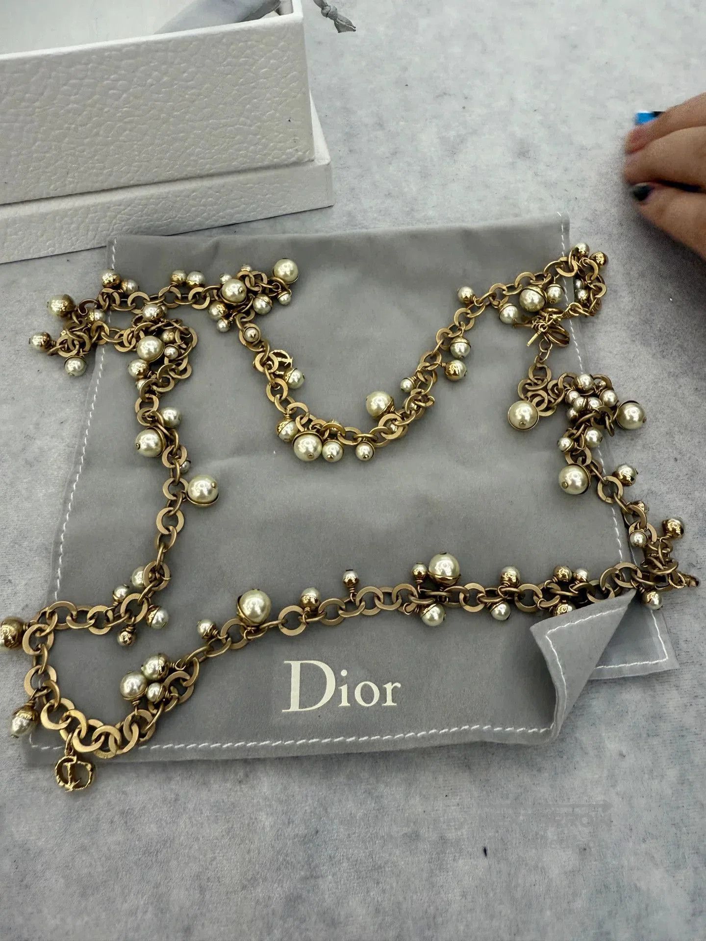 Dior Dior Pearl Sweater Chain. Size ONE SIZE - 2 Thumbnail