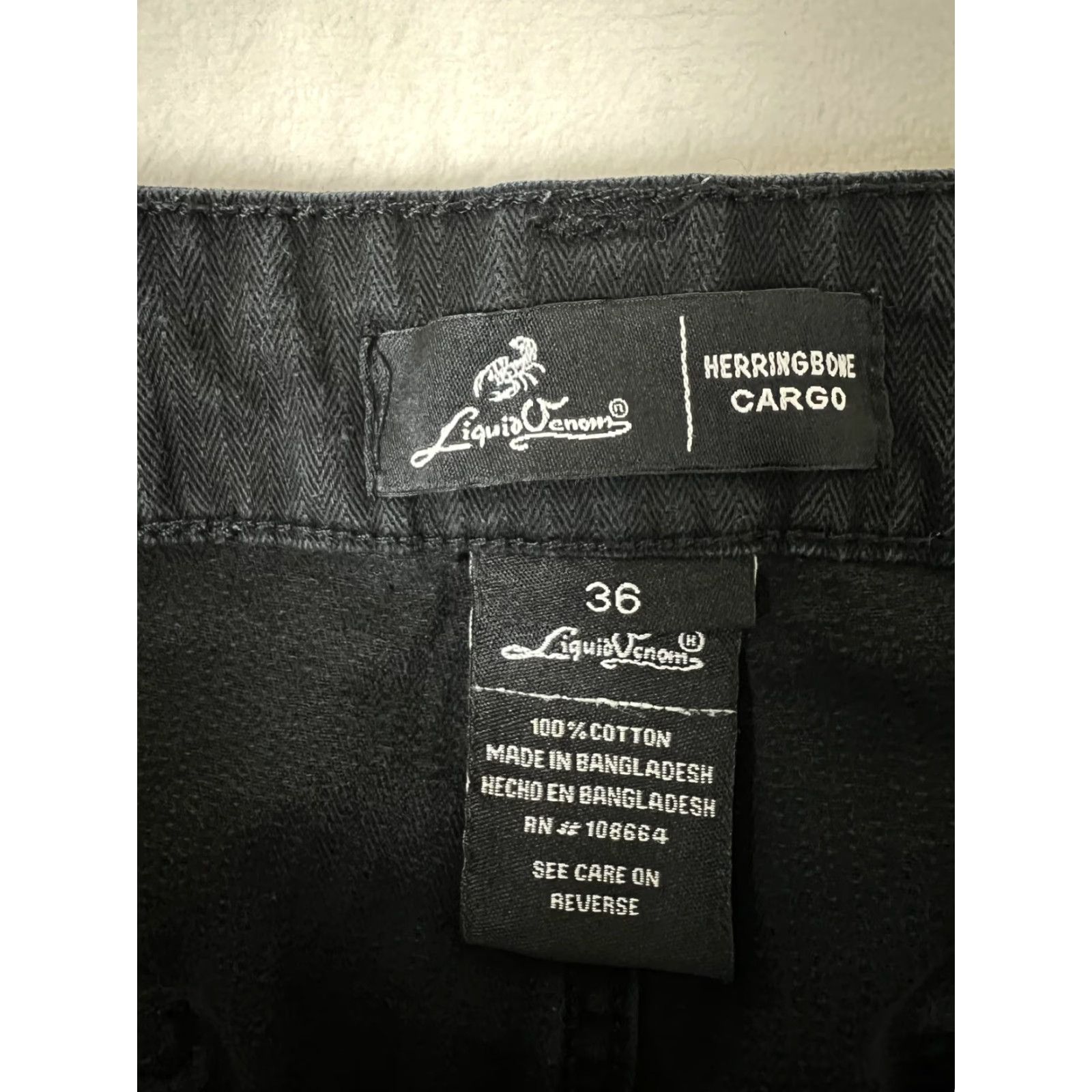 Vintage Liquid Venom Herringbone Cargo Pants Mens 36 Black Adjustable Waist Pockets Flat Front Zip Button Workwear Casual Pants Mens Size US 36 / EU 52 - 3 Thumbnail