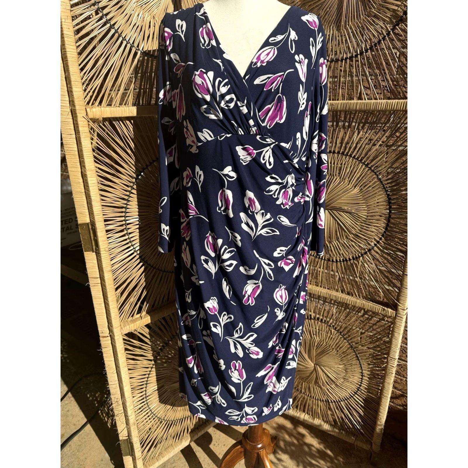 Ralph Lauren Ralph Lauren Faux Wrap Dress Blue Floral Midi Jersey 14 Women V-Neck Short Sleeve Poly Spandex Machine Washable Ideas: Pregnancy not included Size XL / US 12-14 / IT 48-50 - 2 Thumbnail