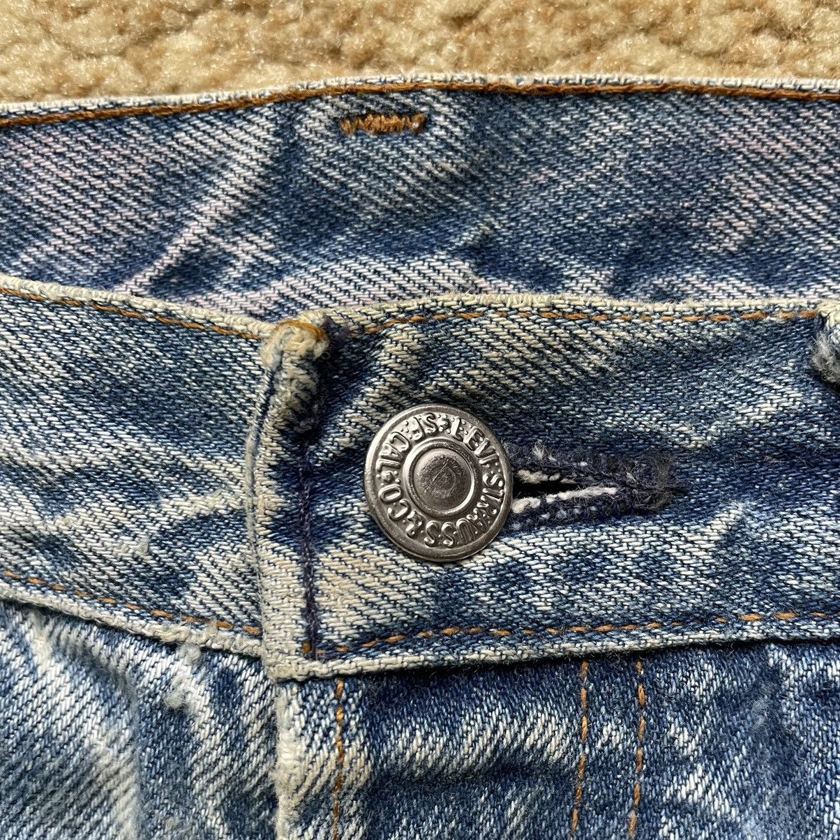 Levi's × Vintage Vintage Levi’s 501 Distressed Jeans USA Size US 33 - 5 Thumbnail