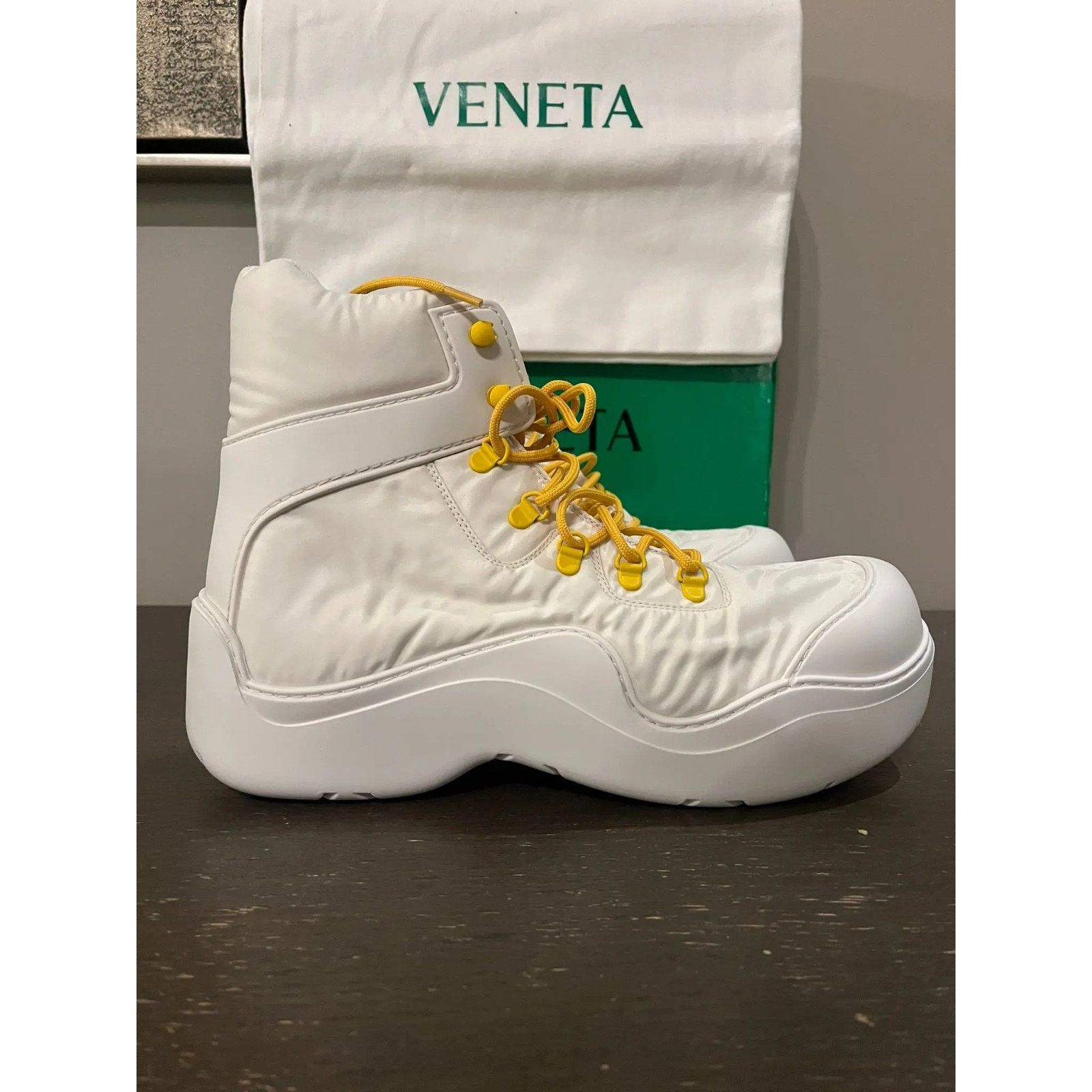 Bottega Veneta o1rshd1 Puddle Bomber Boots in String / Egg Yolk 43 Size US 10 / EU 43 - 9 Thumbnail