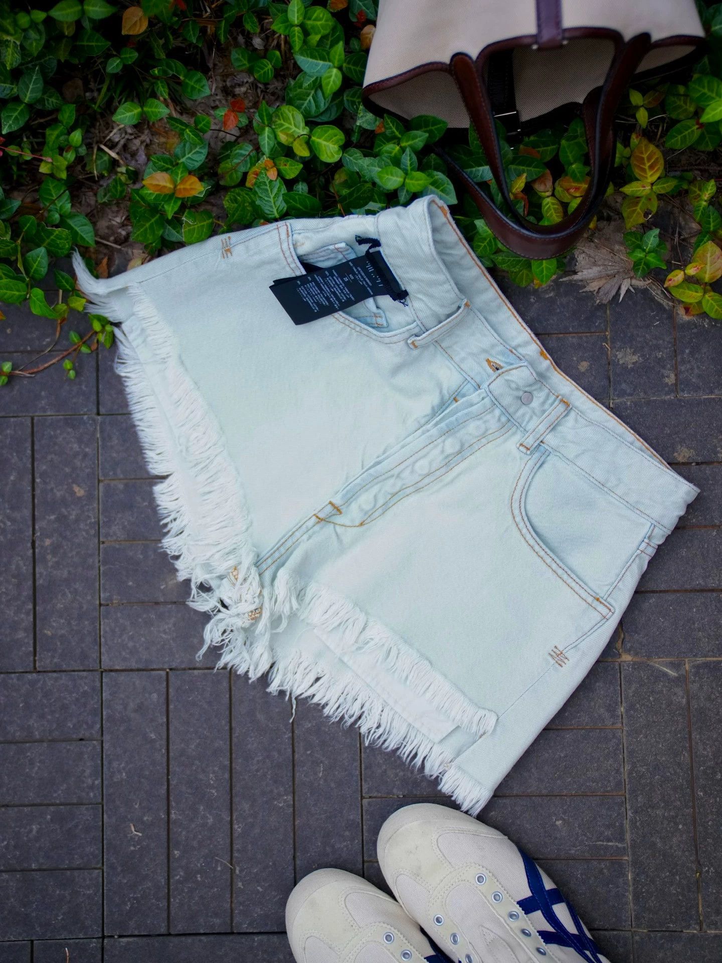 Ben Taverniti Unravel Project Unravel Project 2-Way L.B. Jeans Raw Hem Shorts S Vintage Size 25" / US 0 / IT 36 - 6 Thumbnail