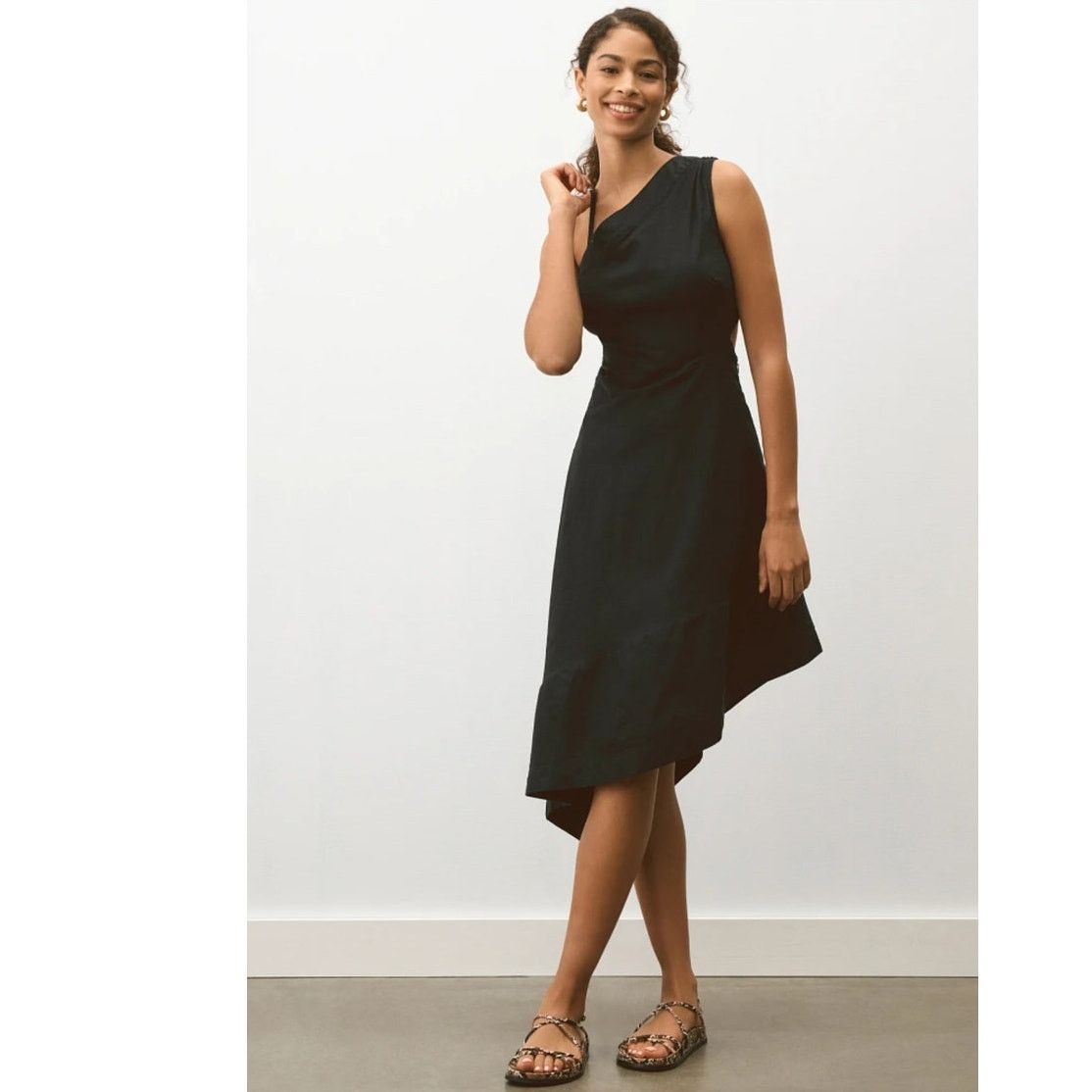 Anthropologie NWT Sleeveless Asymmetrical Open-Back Linen Midi Dress $178 Size M / US 6-8 / IT 42-44 - 4 Thumbnail