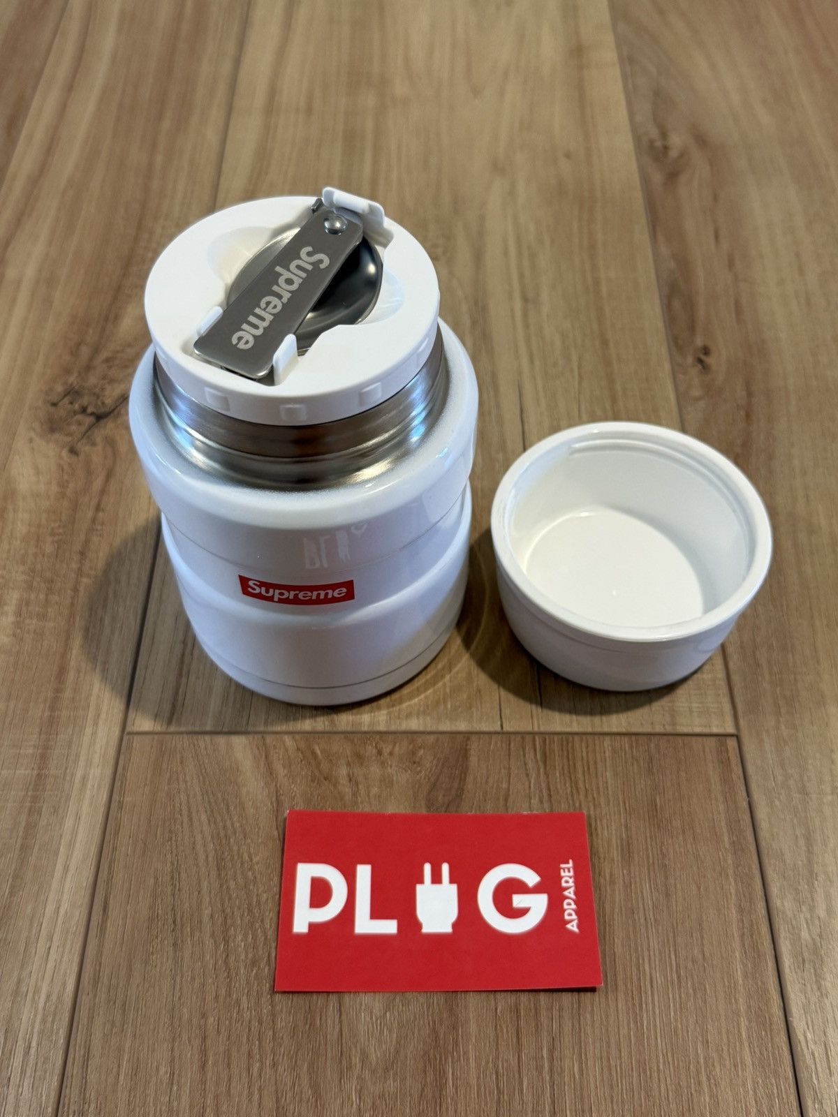 Supreme THERMOS Food Jar ステッカー付【最終価格】 Supreme Supreme Thermos Stainless King Food Jar & Spoon | Grailed
