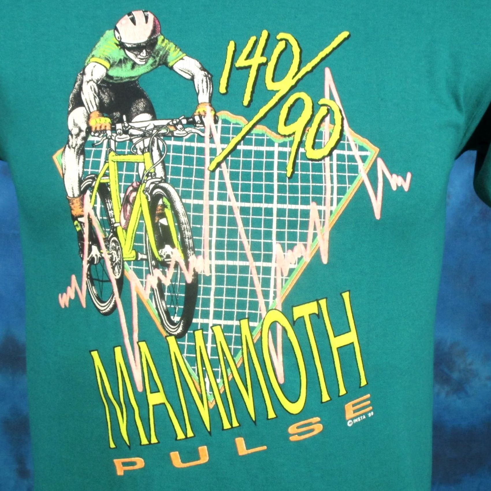 Vintage vintage BICYCLE RACE MAMMOTH PULSE 140/90 T-Shirt XS bike Size US XS / EU 42 / 0 - 3 Thumbnail