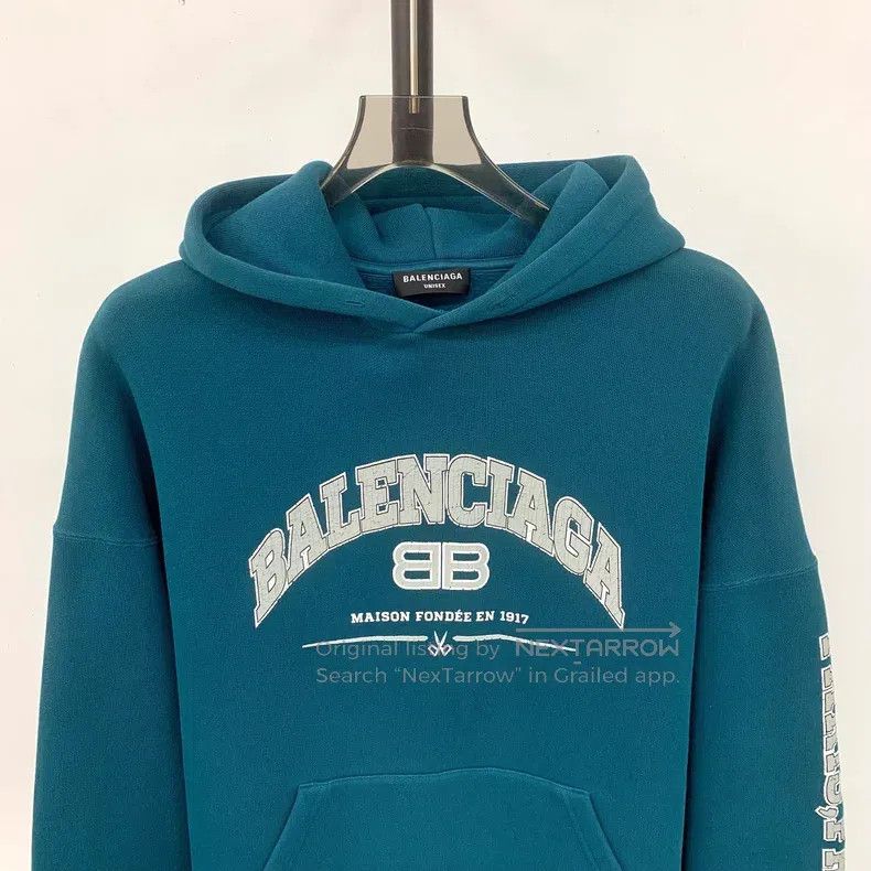 Balenciaga Balenciaga Letter logo hooded long-sleeve sweatshirt Size US M / EU 48-50 / 2 - 3 Thumbnail