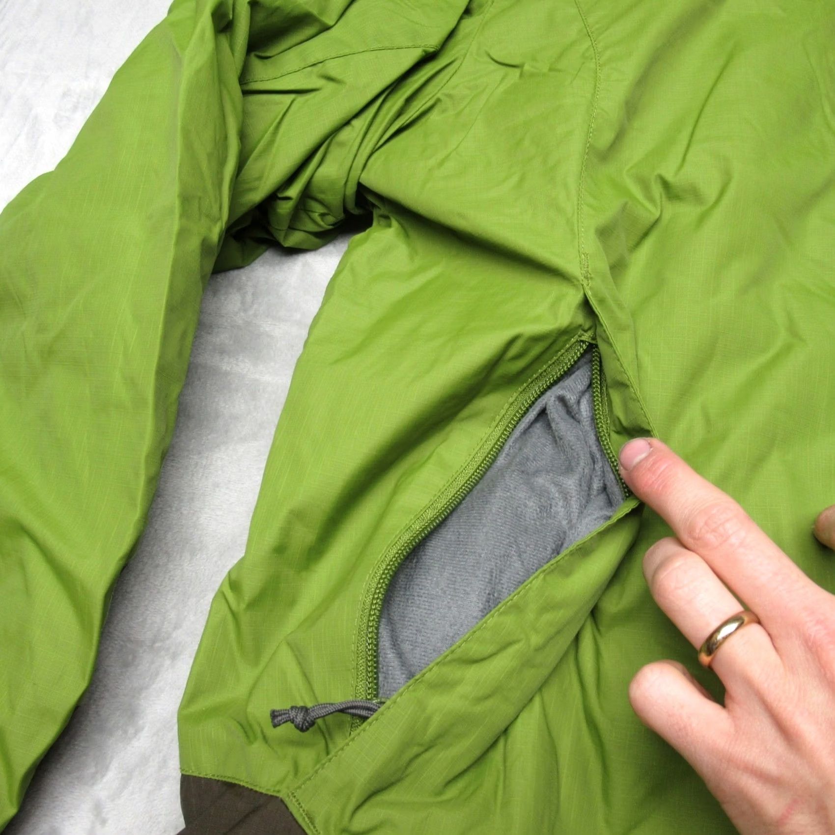 Vintage - The core selling point (Columbia) is highlighted Size US M / EU 48-50 / 2 - 3 Thumbnail